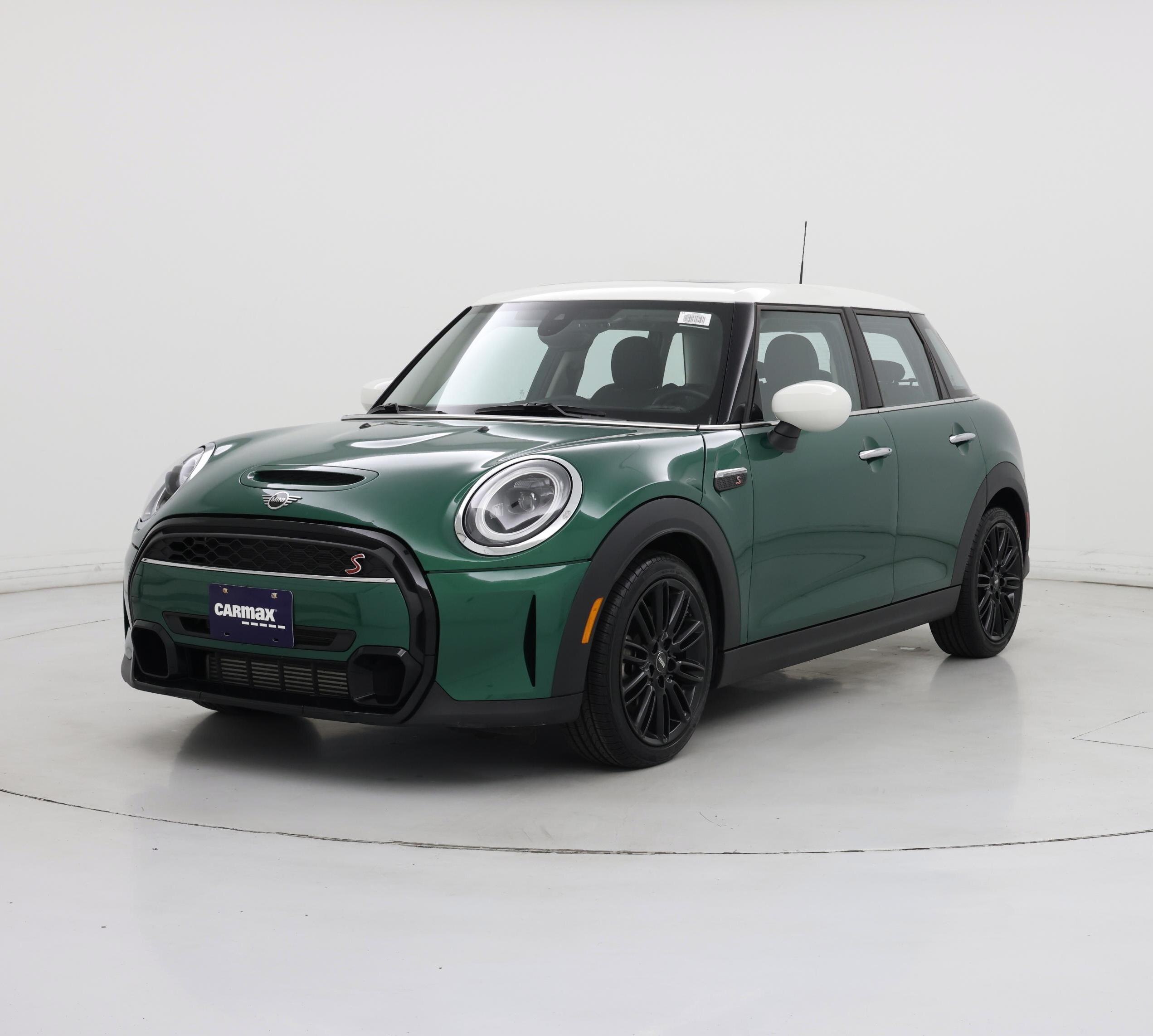Thumbnail: 2022 MINI Cooper Hardtop - 4