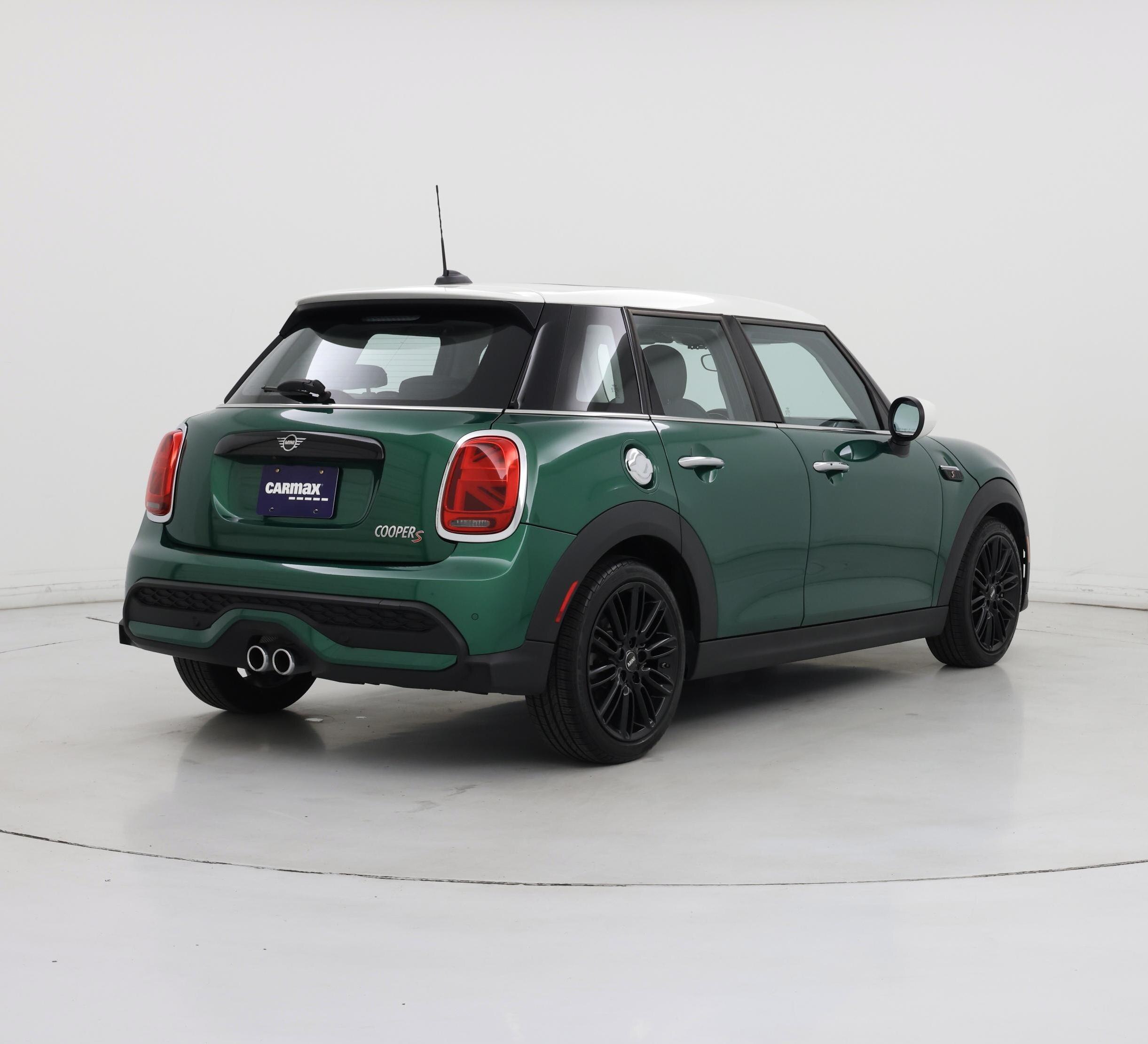 Thumbnail: 2022 MINI Cooper Hardtop - 8