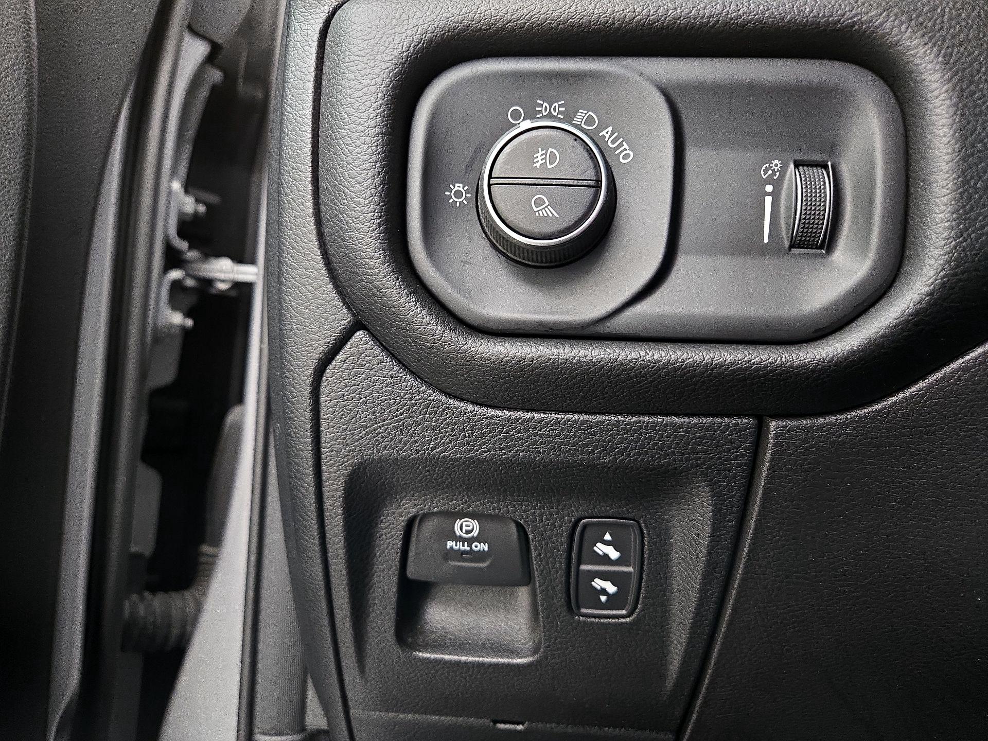 Thumbnail: 2024 RAM 1500 - 13