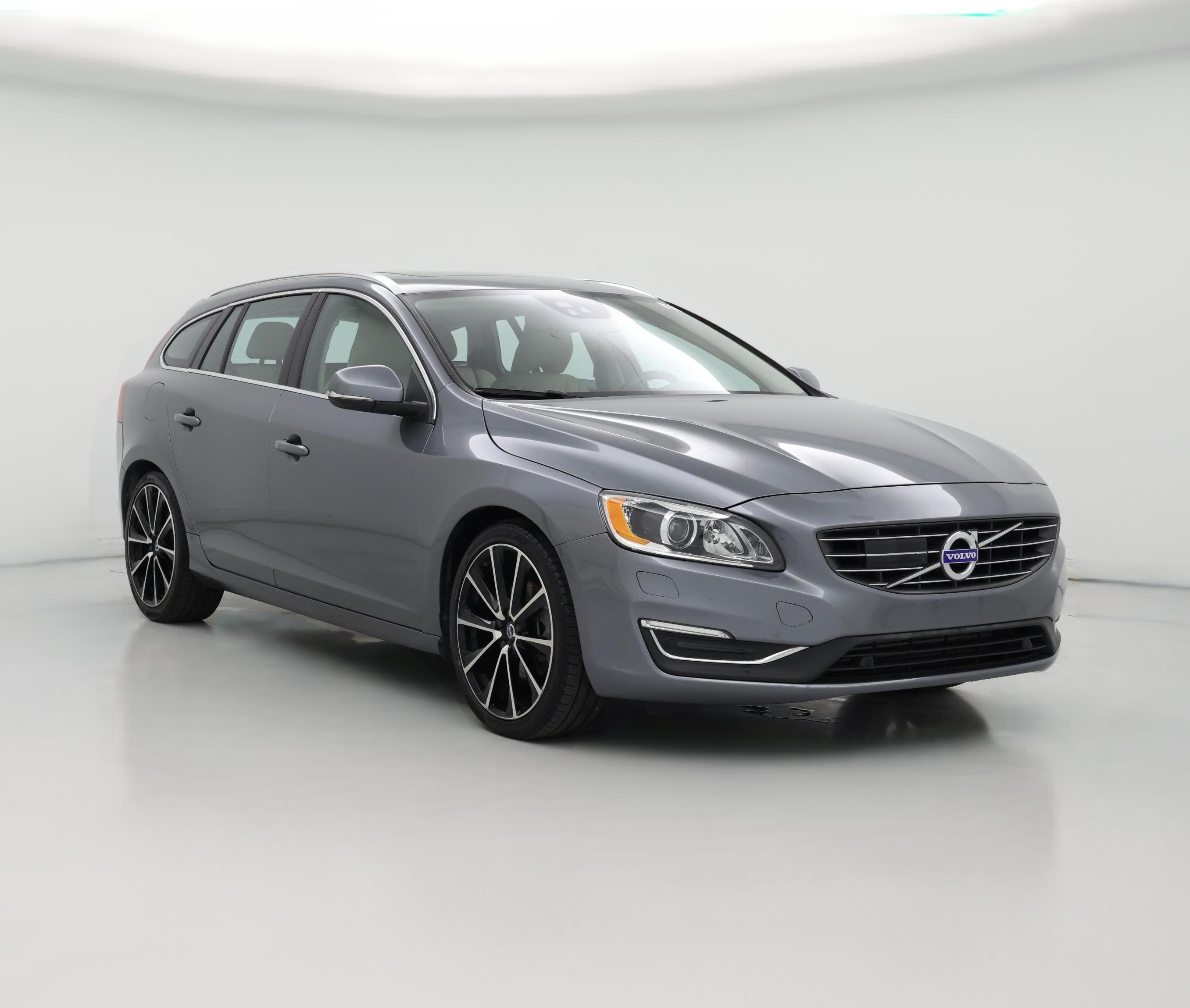 Thumbnail: 2017 Volvo V60 - 1