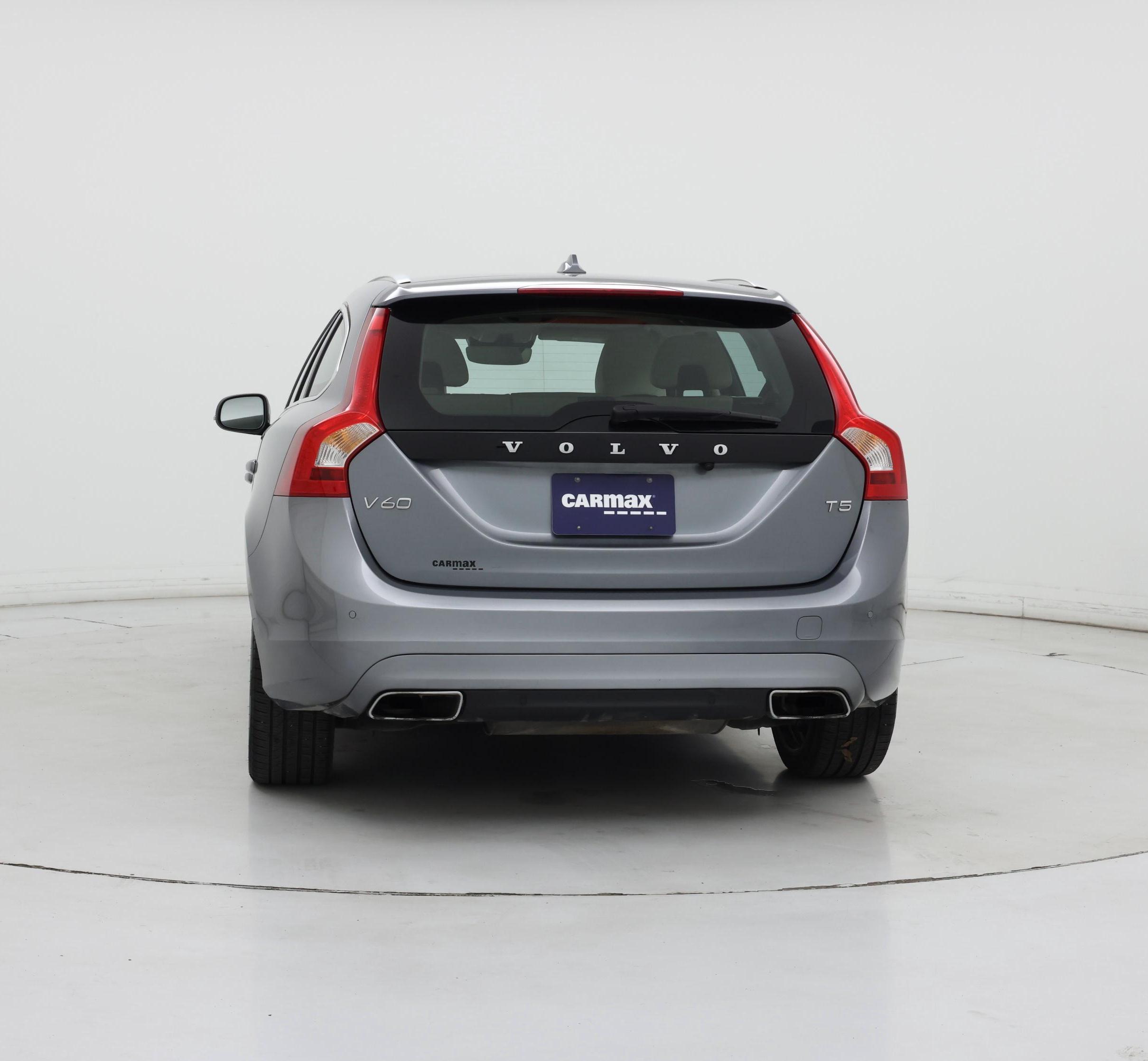 Thumbnail: 2017 Volvo V60 - 6