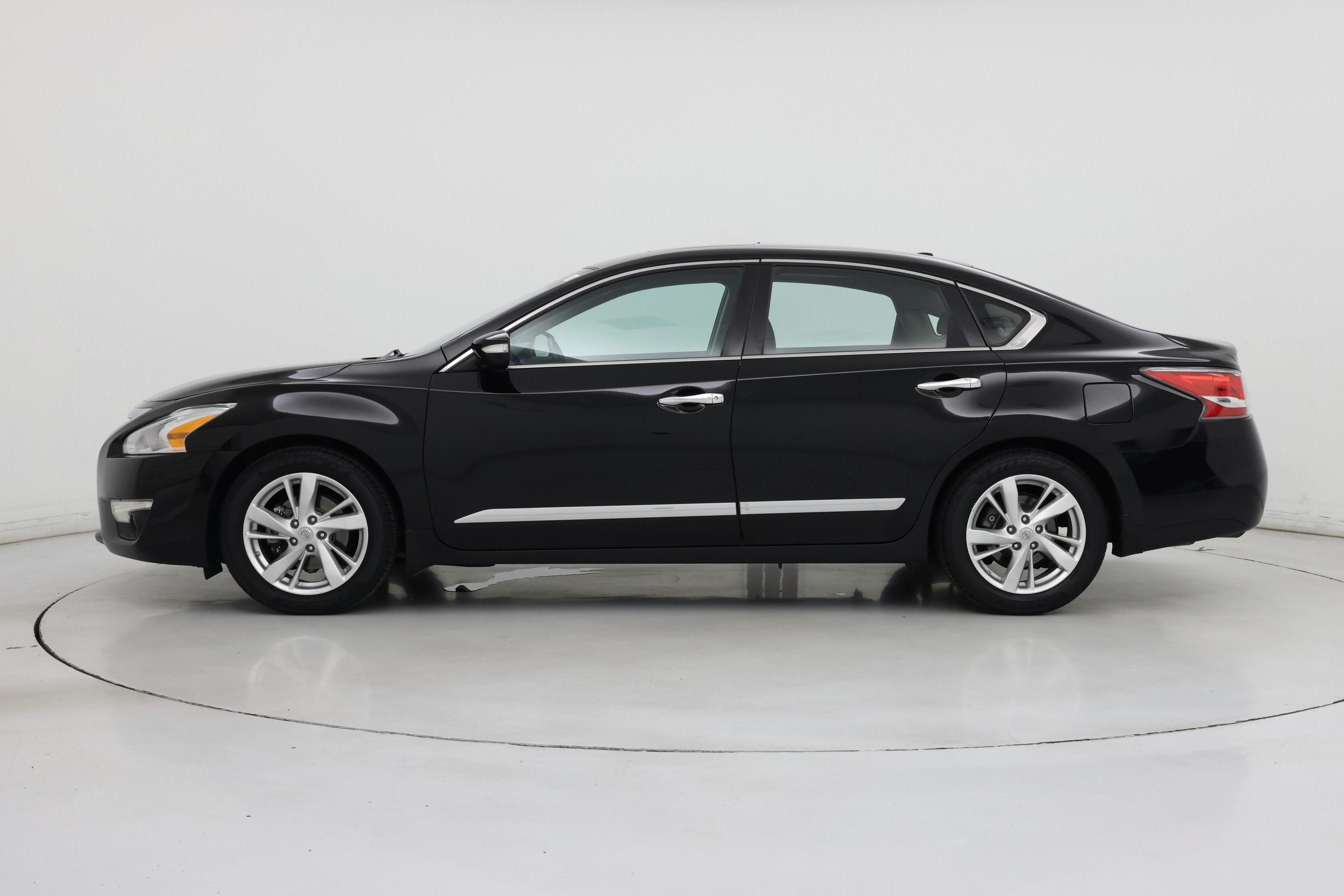 Thumbnail: 2015 Nissan Altima - 3