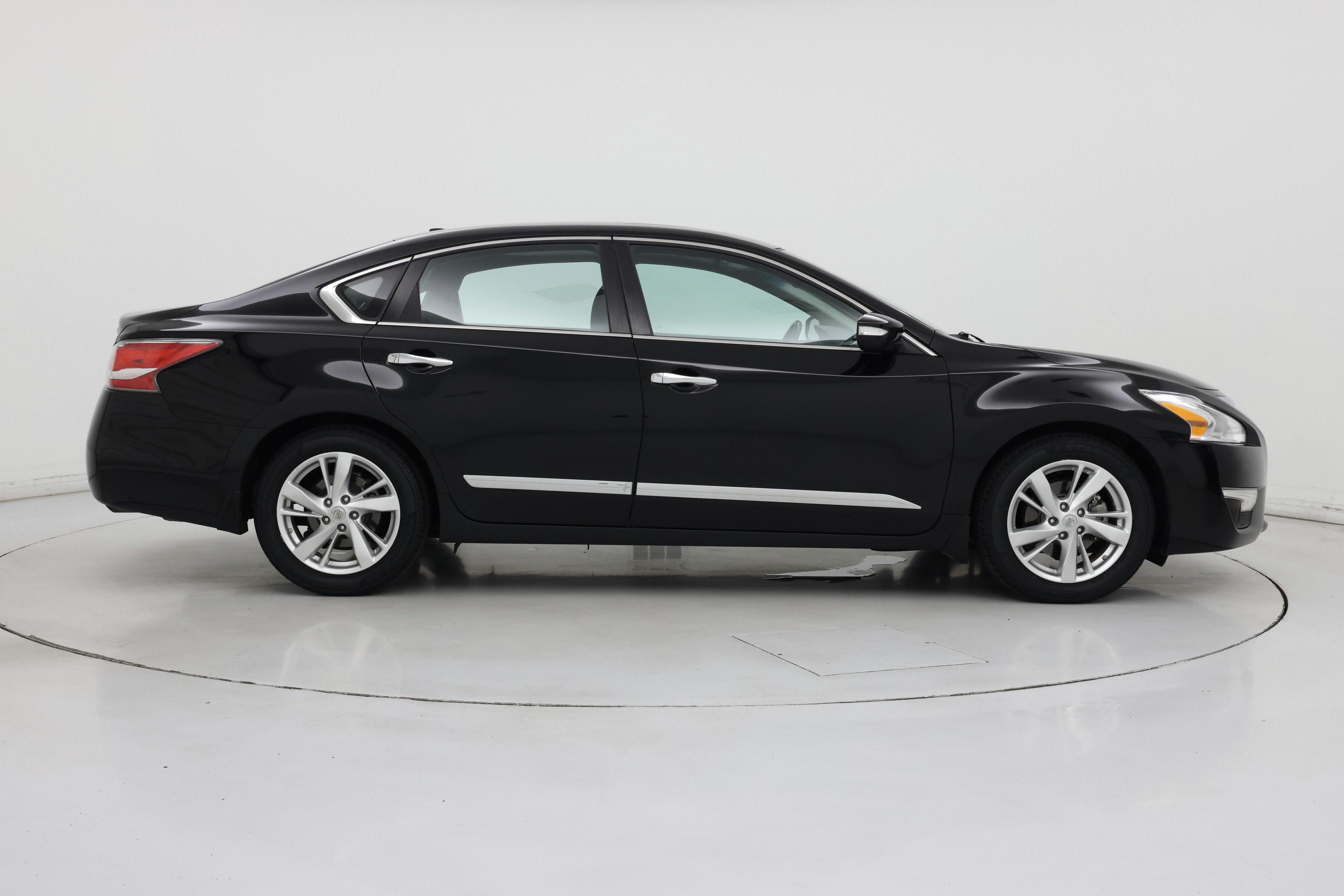 Thumbnail: 2015 Nissan Altima - 7