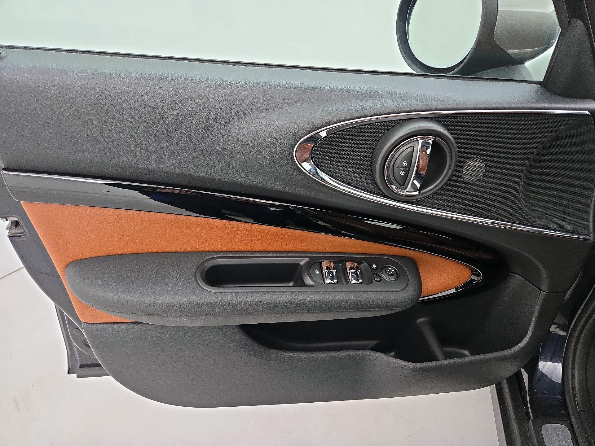 Thumbnail: 2020 MINI Cooper Clubman - 12