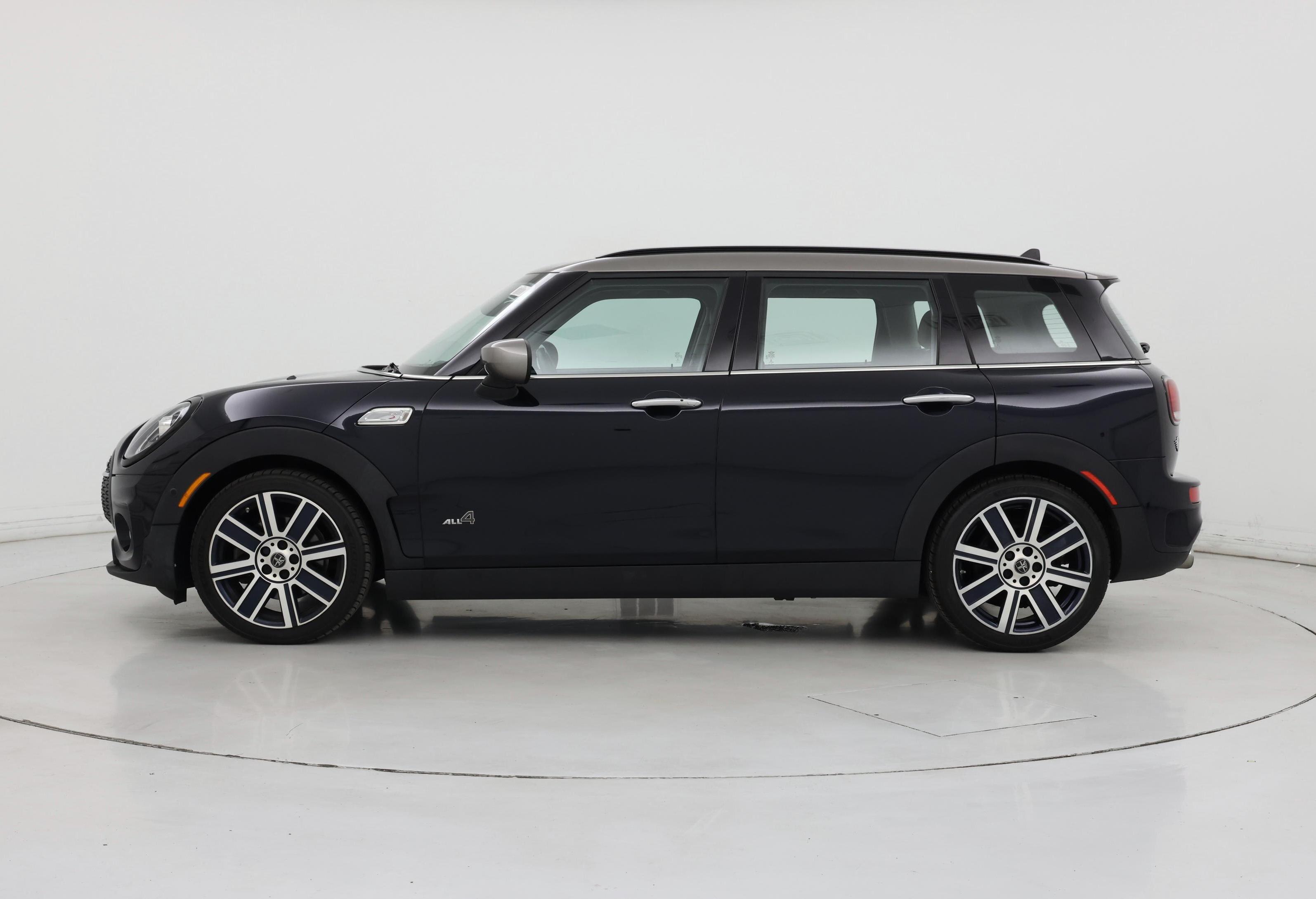Thumbnail: 2020 MINI Cooper Clubman - 3