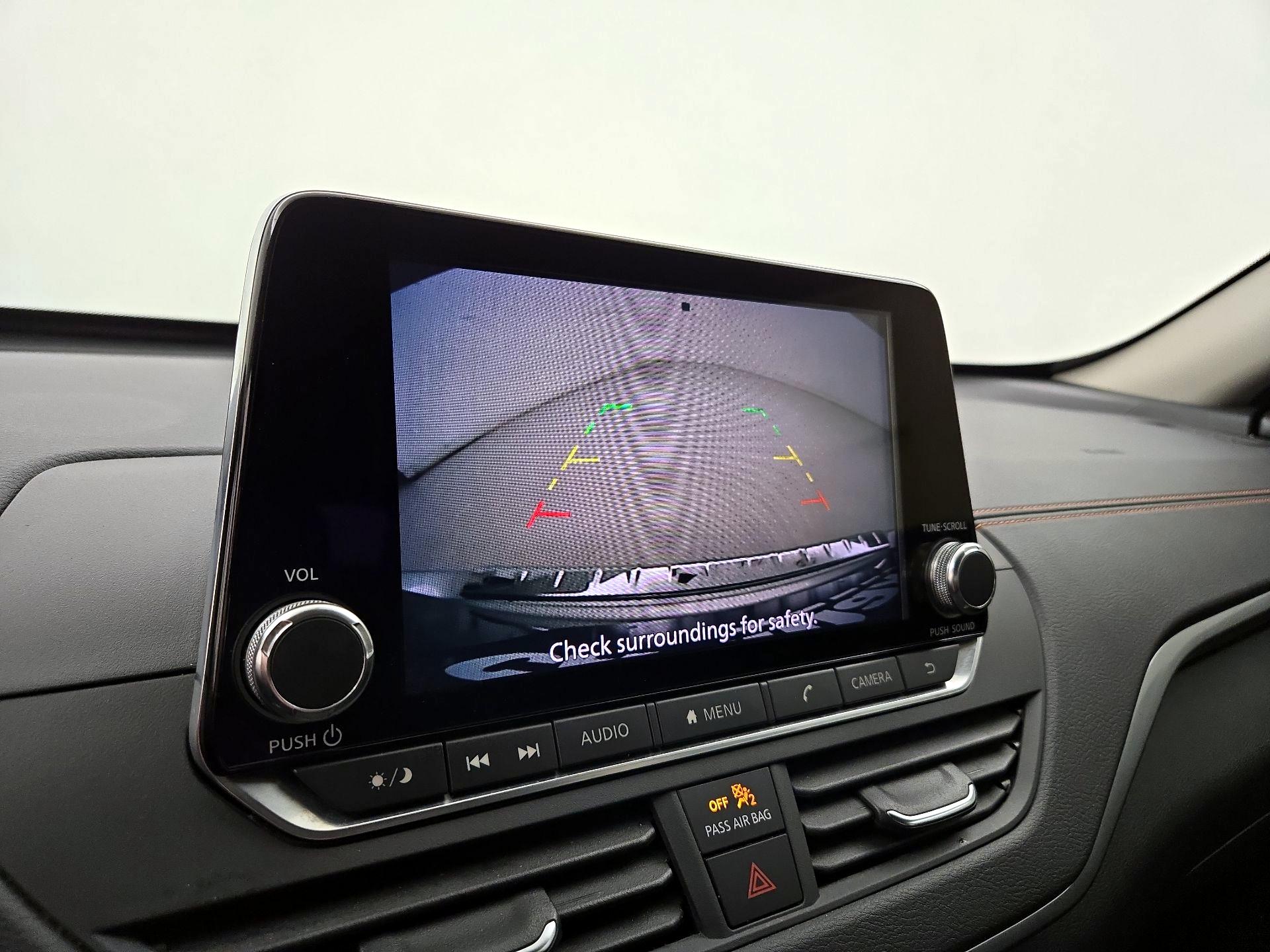 Thumbnail: 2019 Nissan Altima - 14
