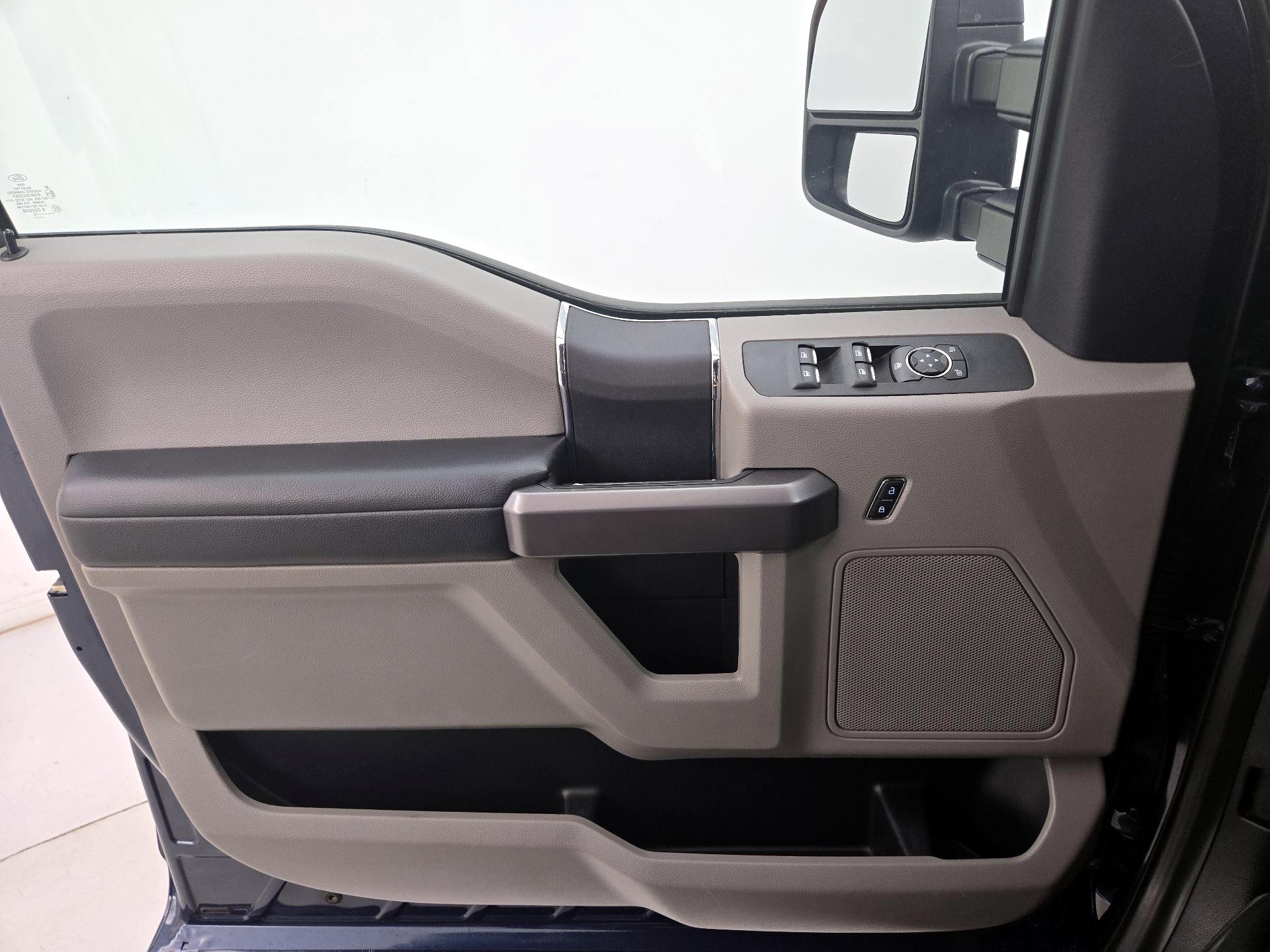 Thumbnail: 2019 Ford F-250 - 12