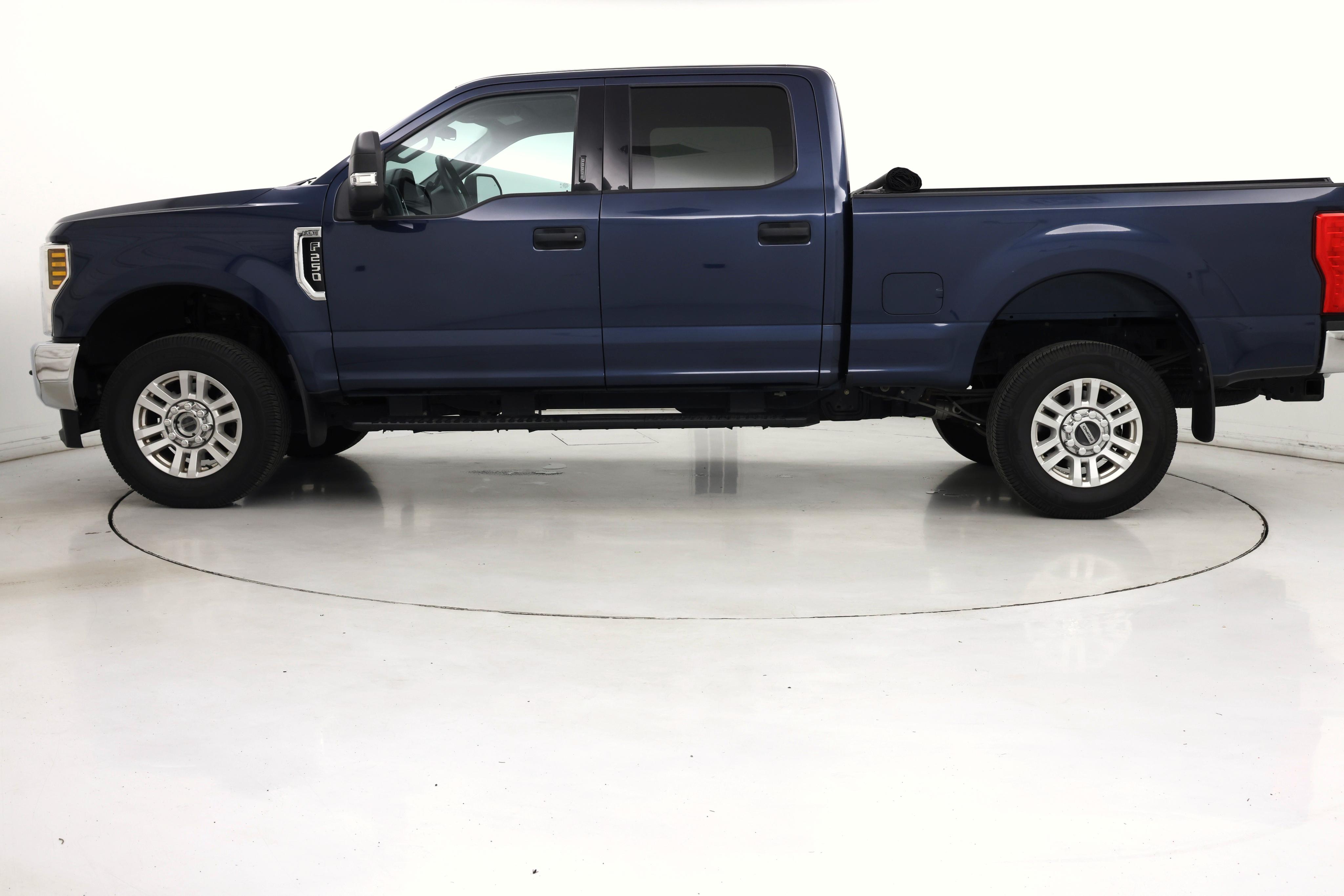 Thumbnail: 2019 Ford F-250 - 3