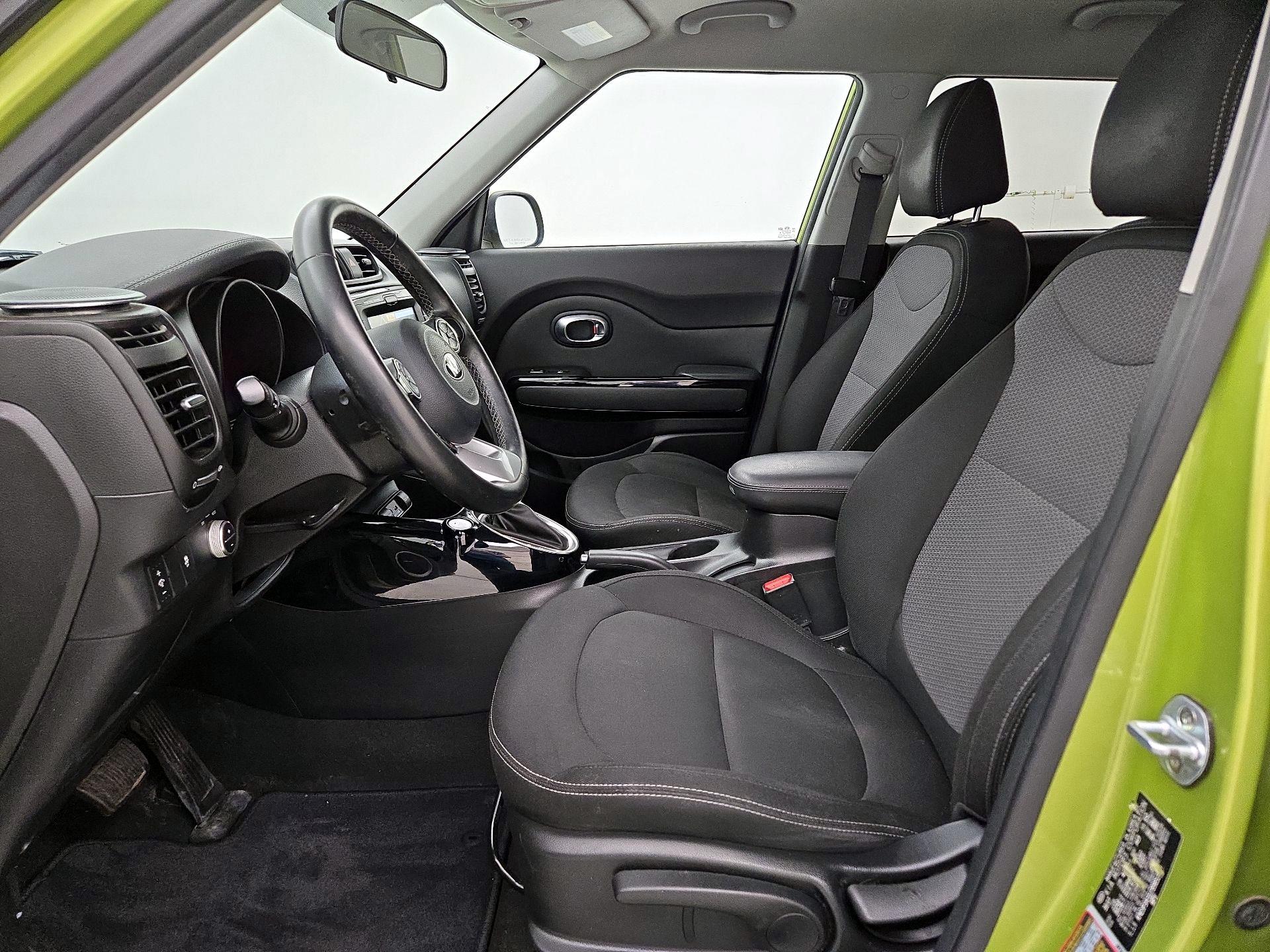Thumbnail: 2018 Kia Soul - 11