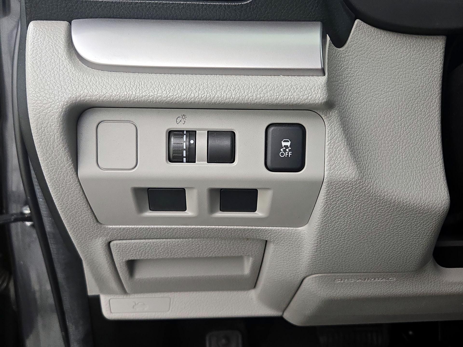 Thumbnail: 2015 Subaru Forester - 13