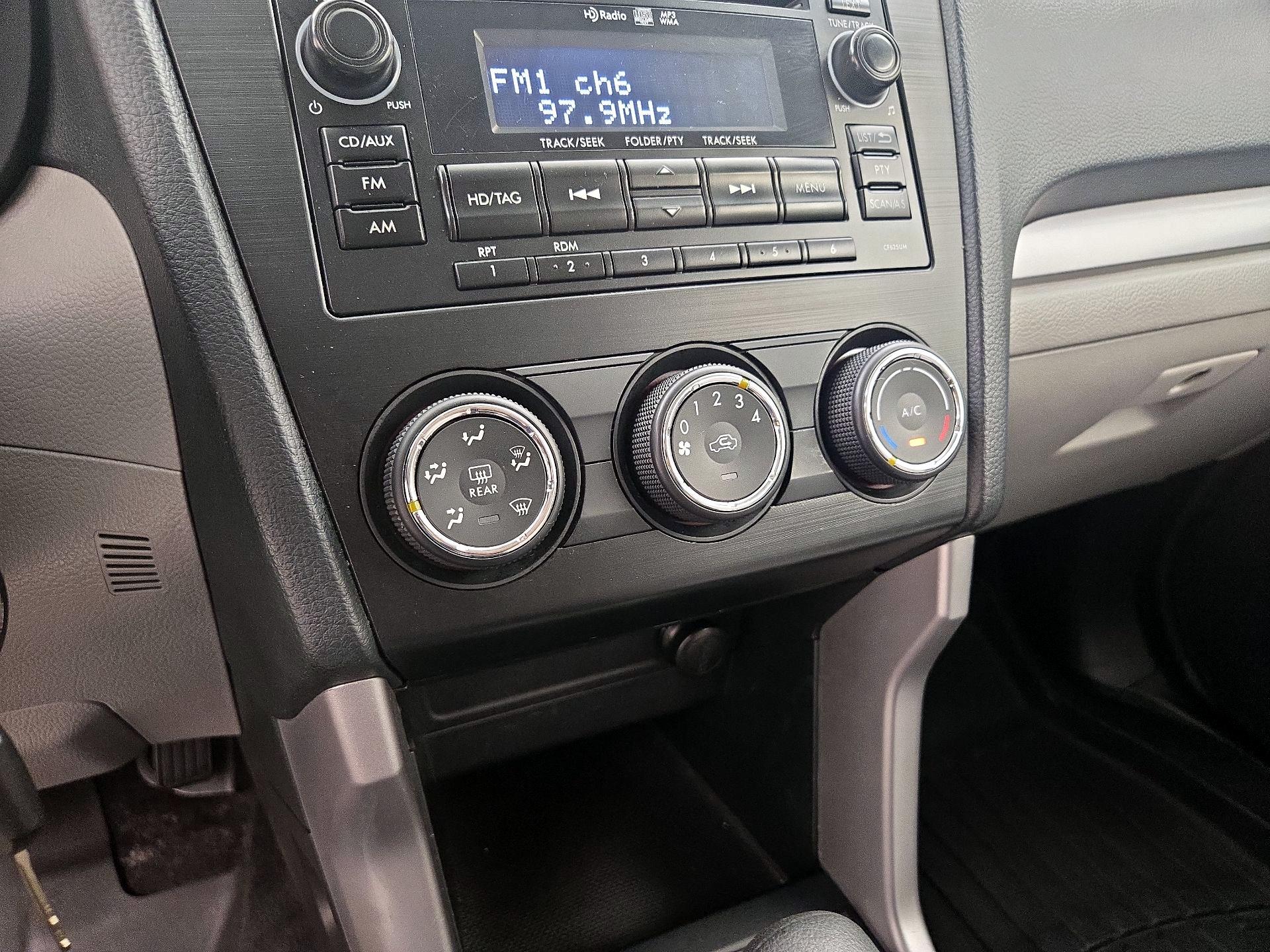 Thumbnail: 2015 Subaru Forester - 16