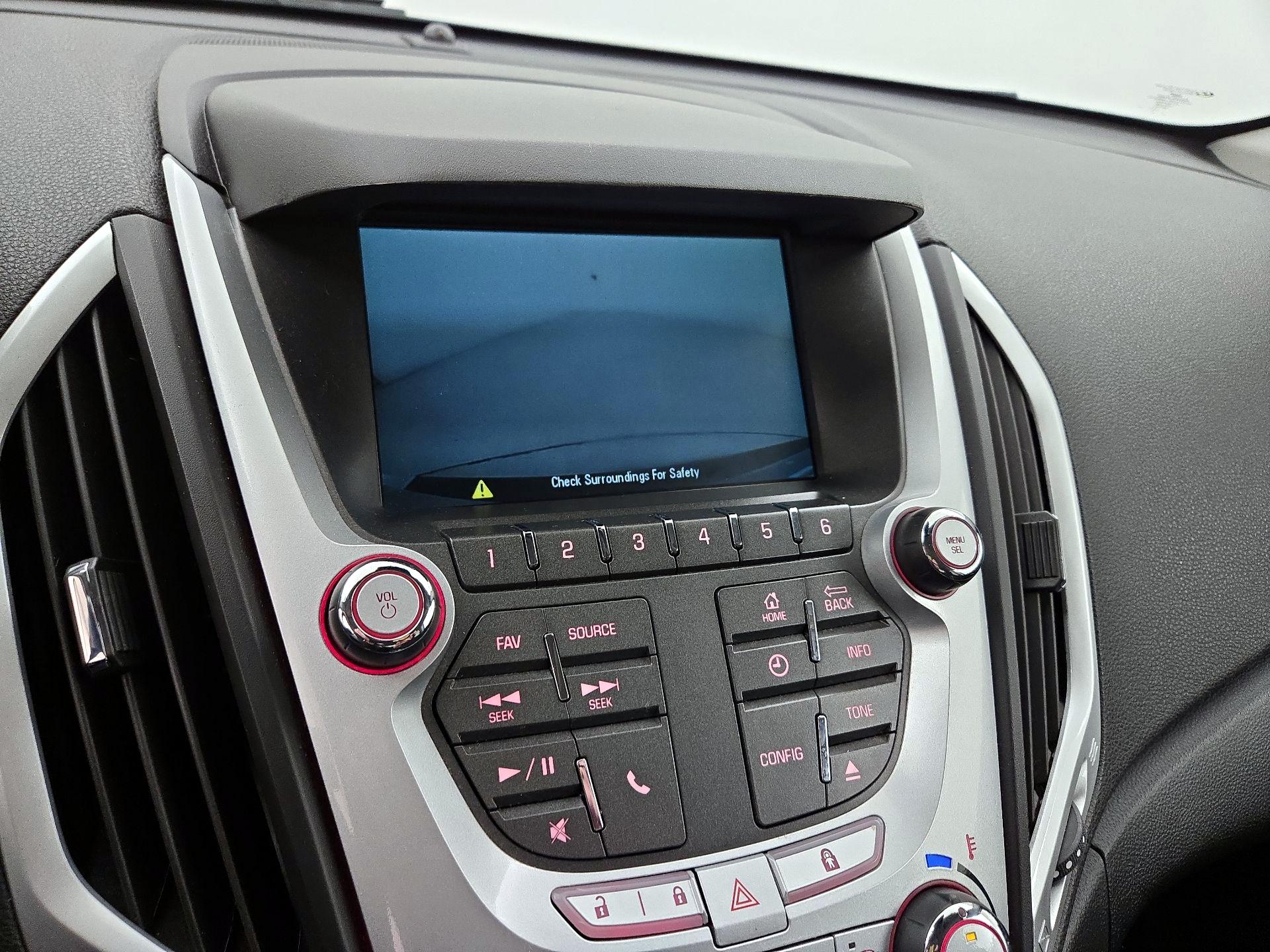 Thumbnail: 2015 GMC Terrain - 14