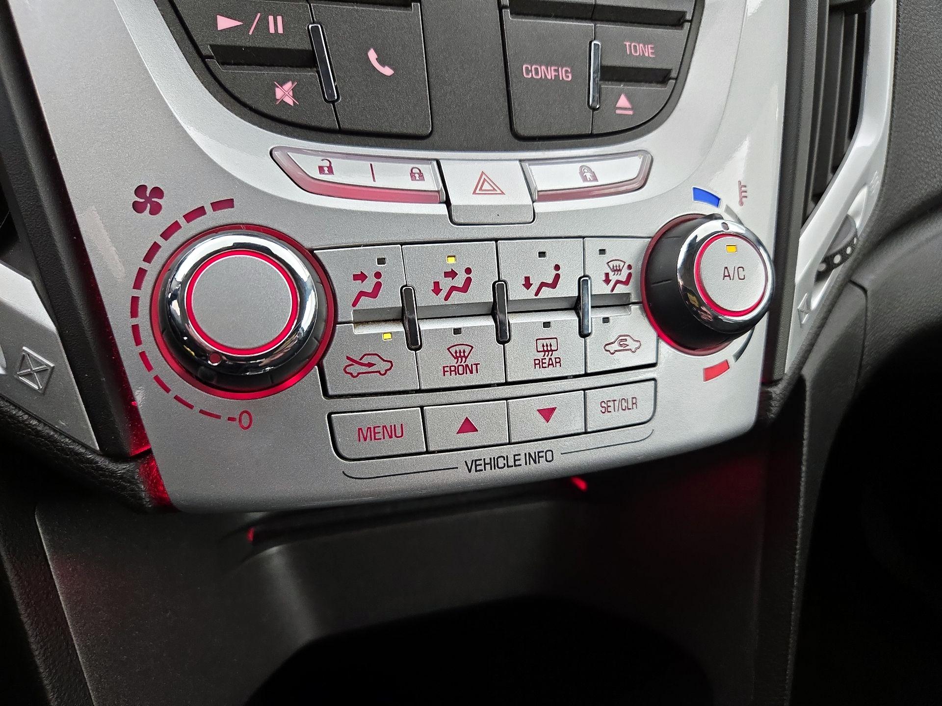 Thumbnail: 2015 GMC Terrain - 16