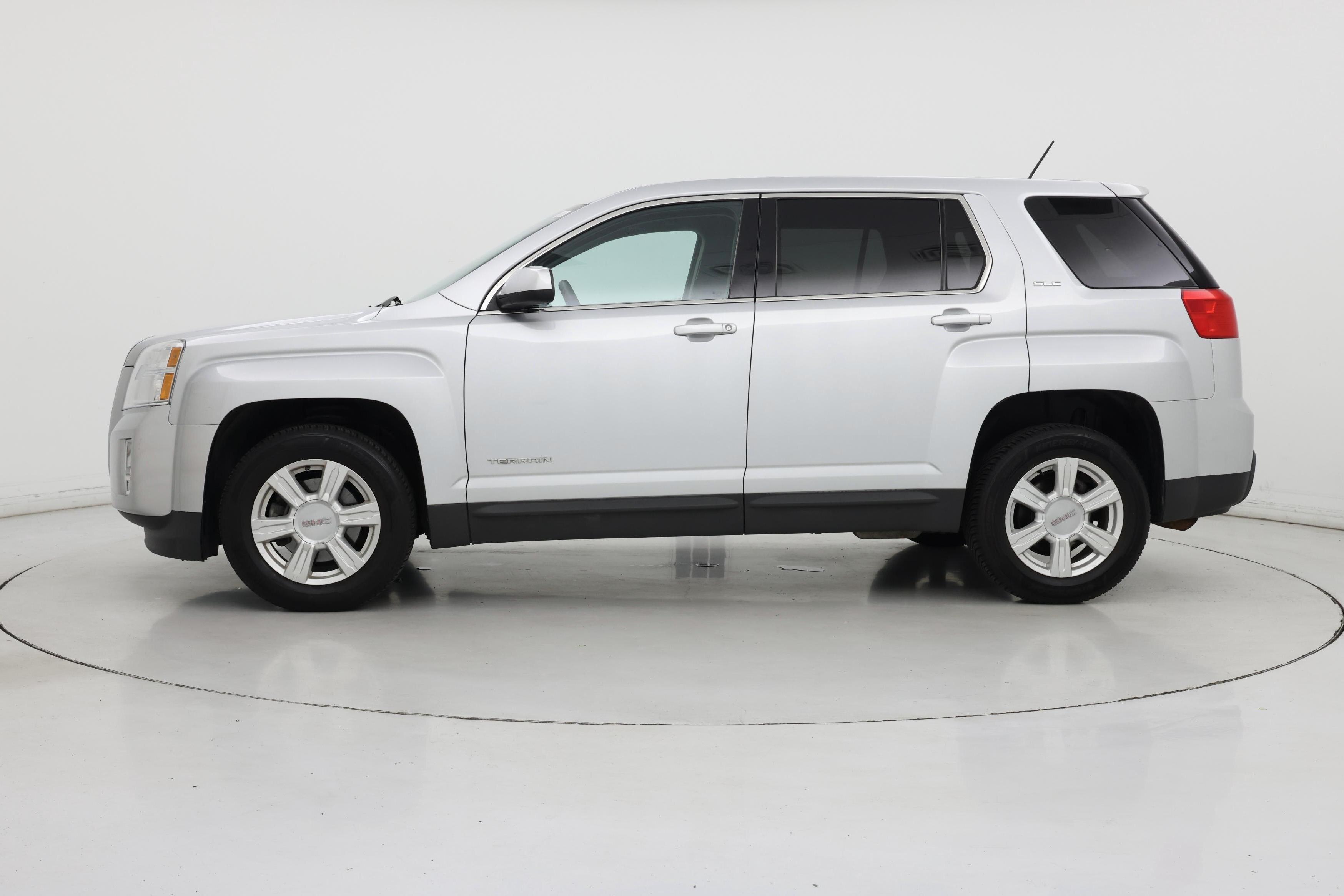 Thumbnail: 2015 GMC Terrain - 3