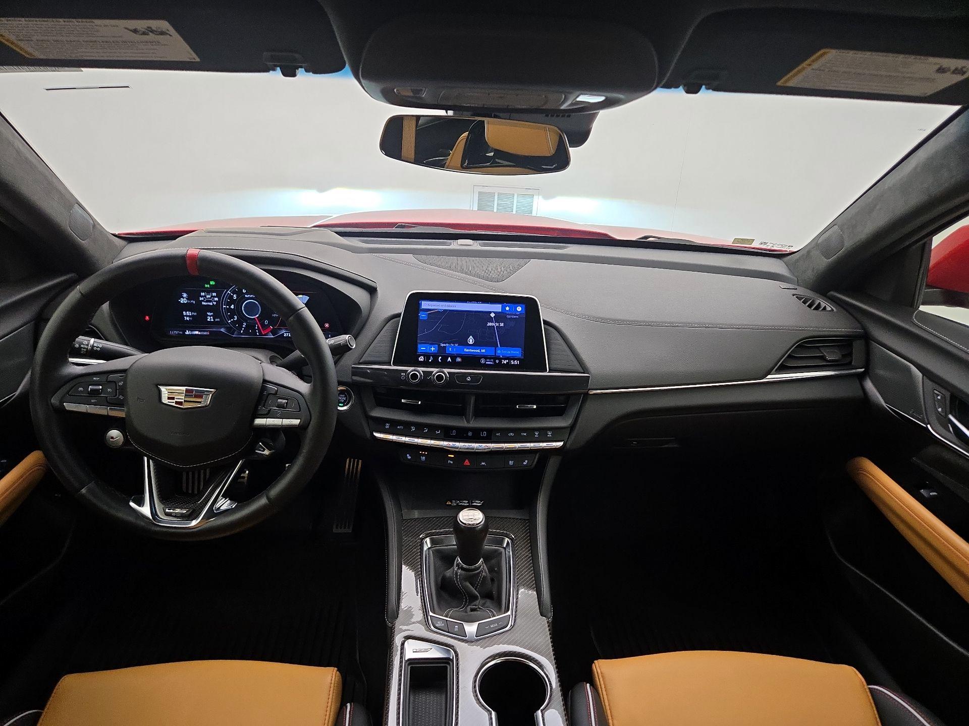 Thumbnail: 2024 Cadillac CT4 - 9