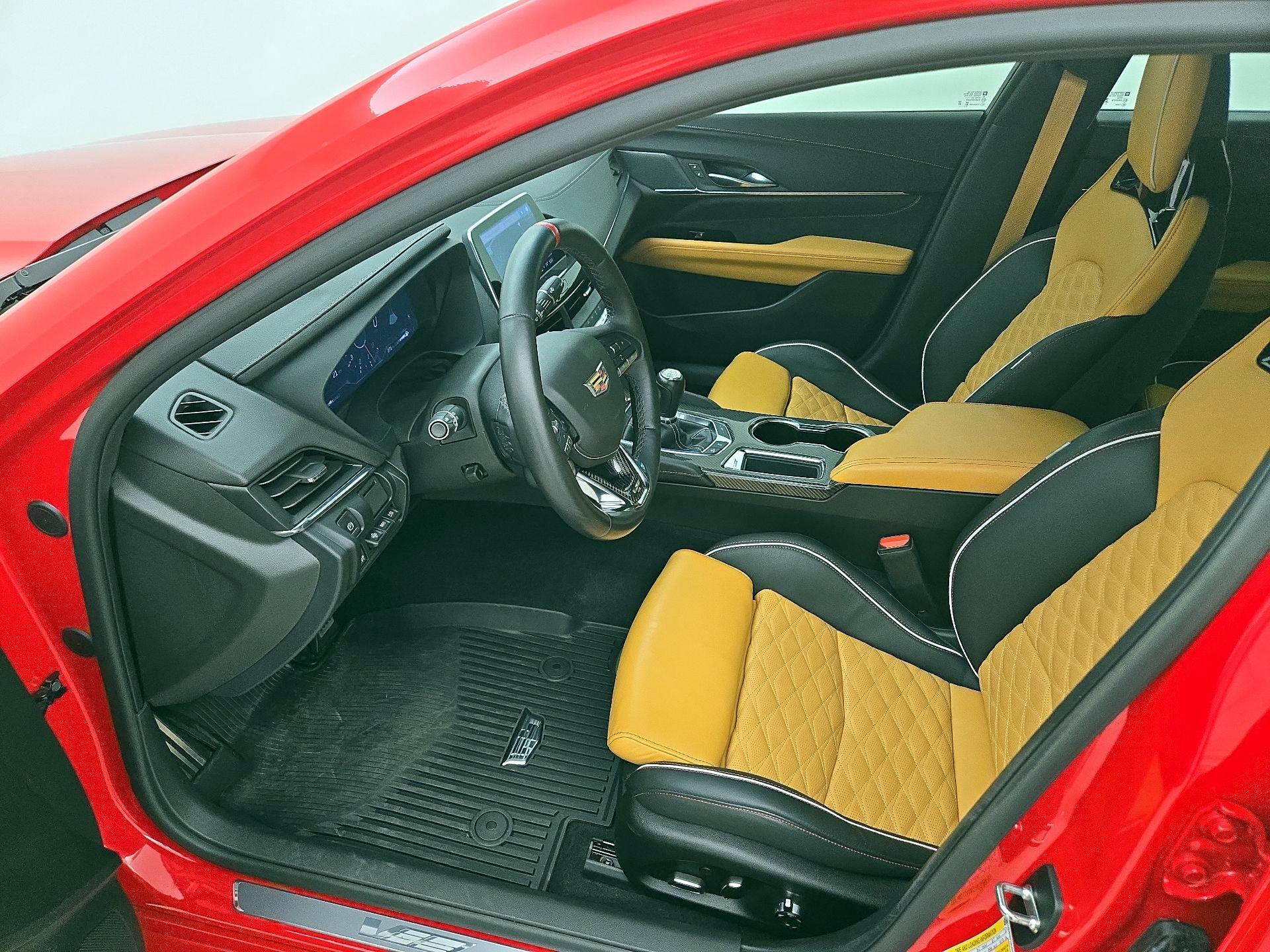 Thumbnail: 2024 Cadillac CT4 - 11