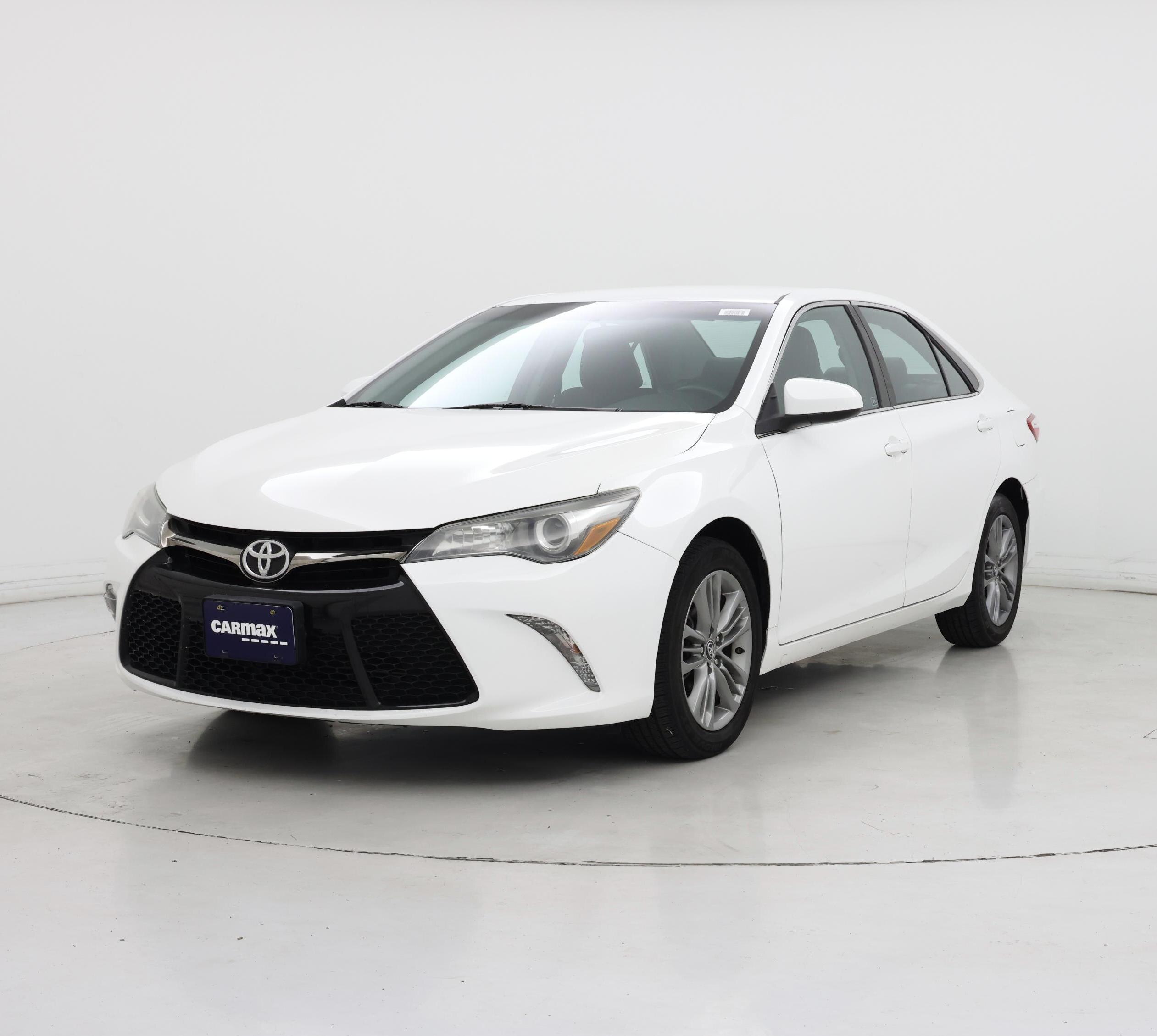 Thumbnail: 2016 Toyota Camry - 4