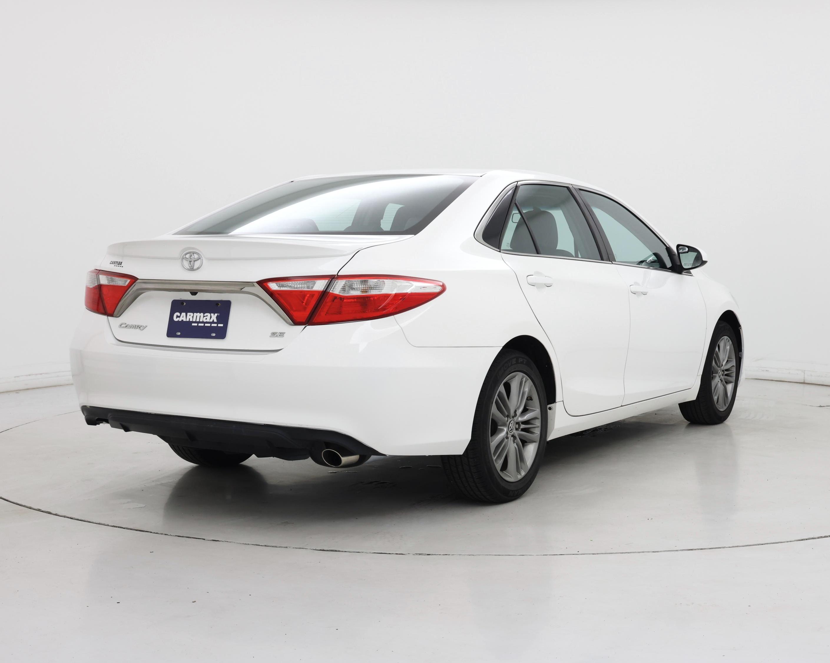 Thumbnail: 2016 Toyota Camry - 8