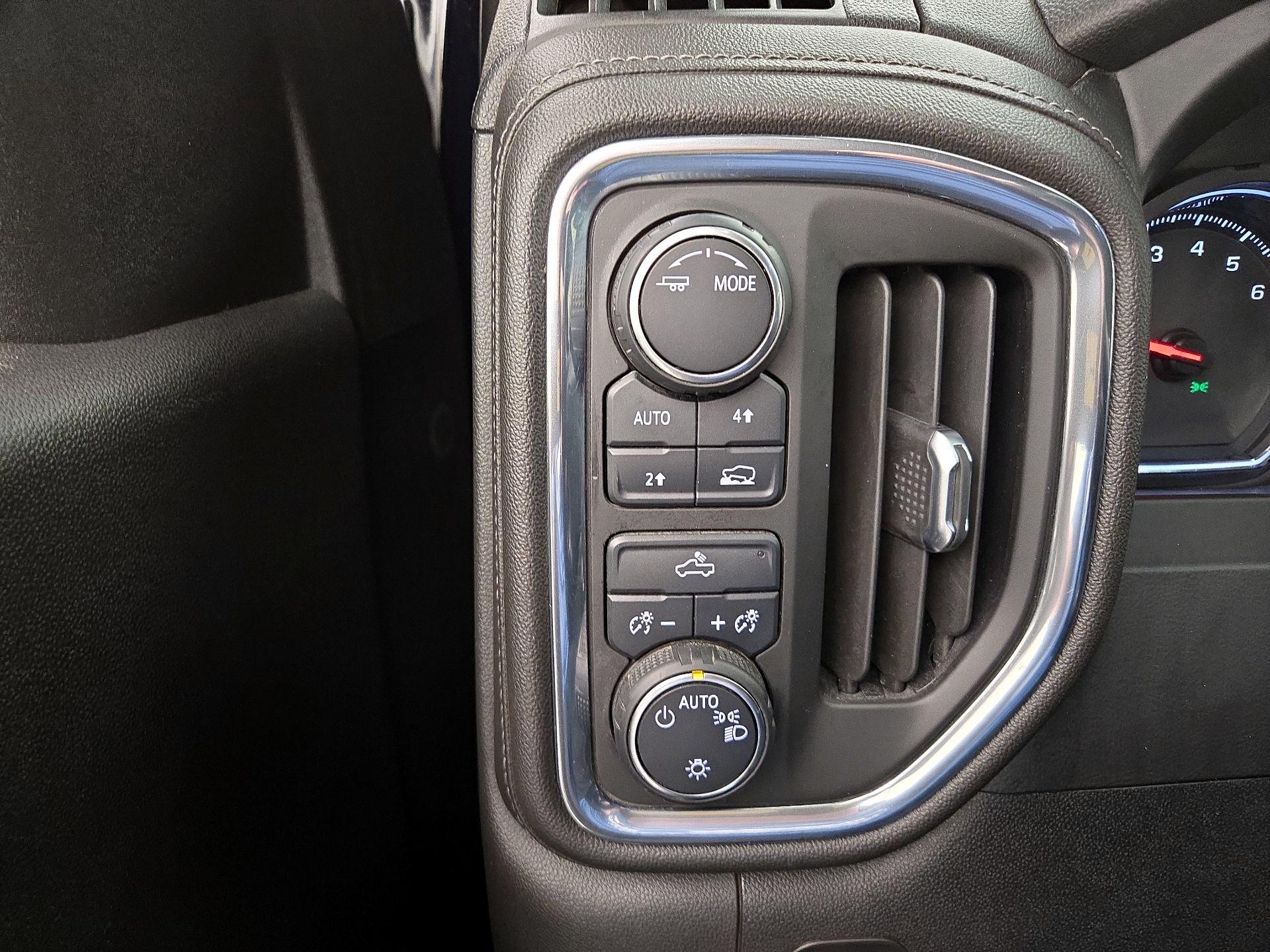Thumbnail: 2021 Chevrolet Silverado 1500 - 13