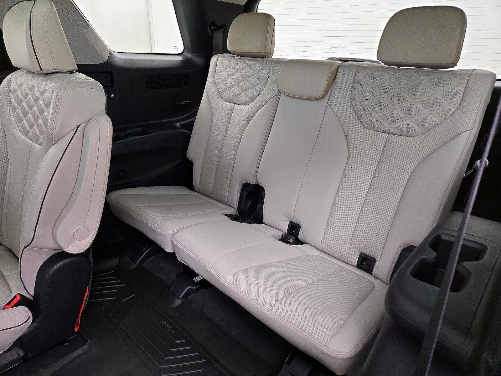 2021 Hyundai Palisade Limited - Photo 23