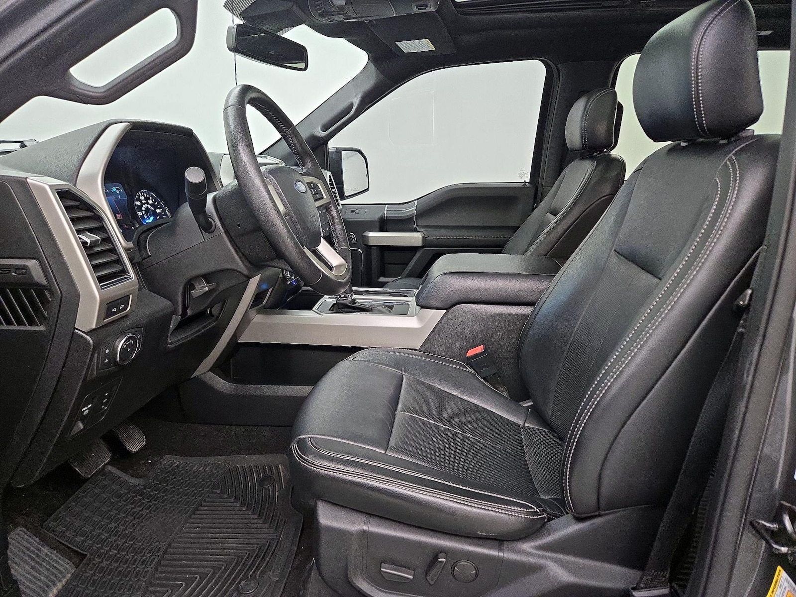 2019 Ford F-150 Lariat - Photo 12
