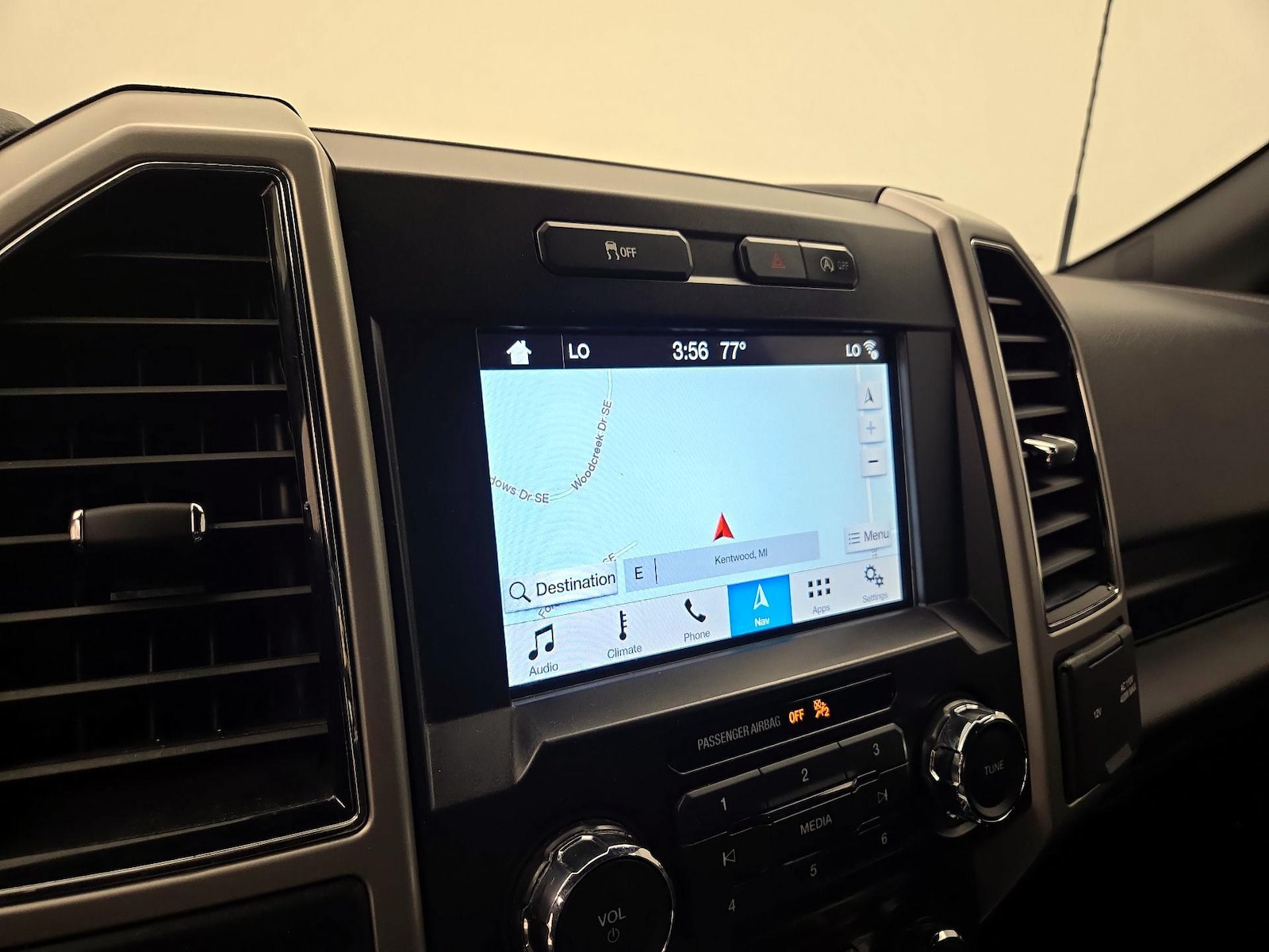 2019 Ford F-150 Lariat - Photo 15