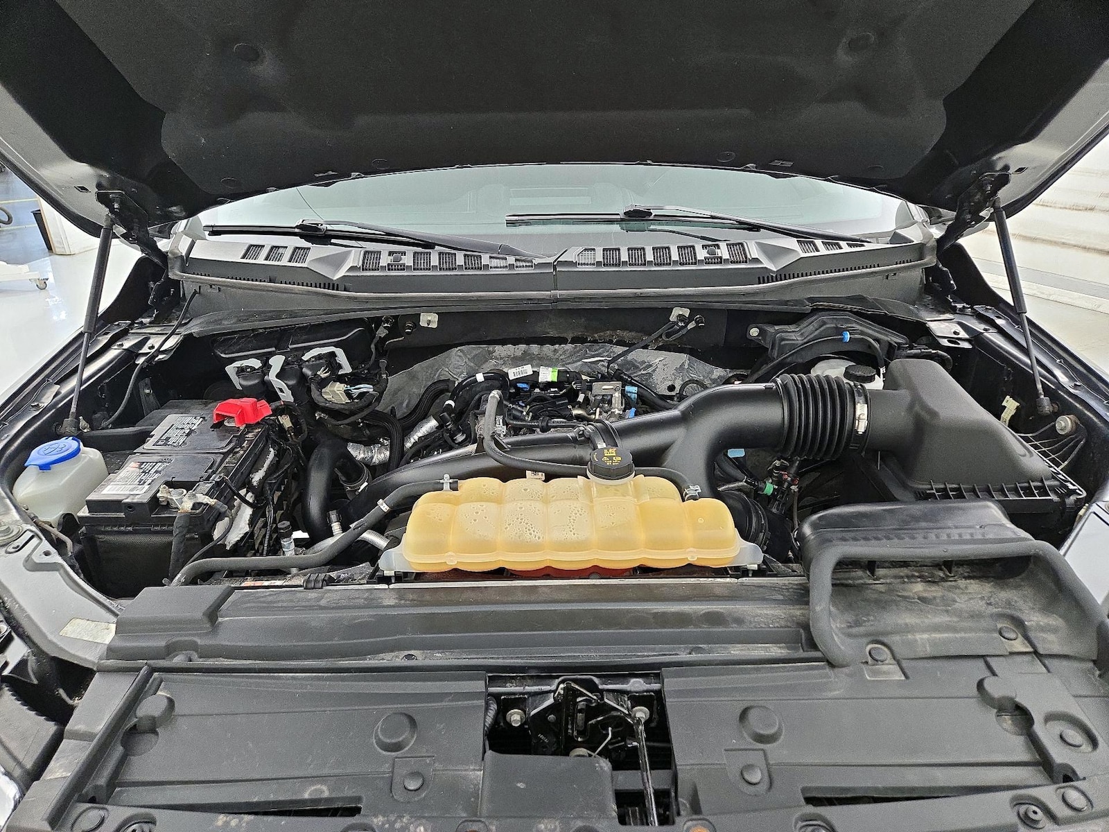 2019 Ford F-150 Lariat - Photo 24