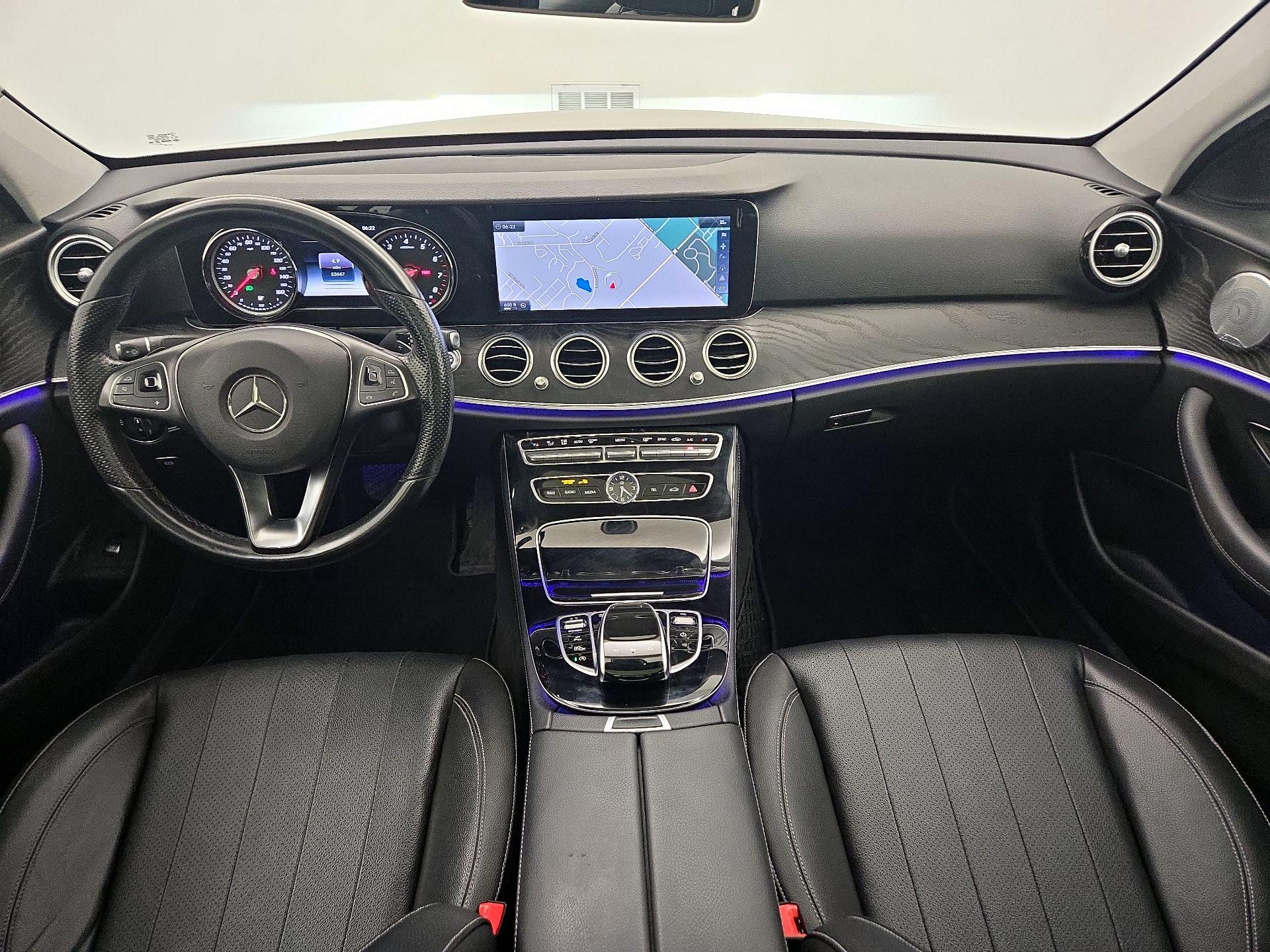 Thumbnail: 2017 Mercedes-Benz E-Class - 9