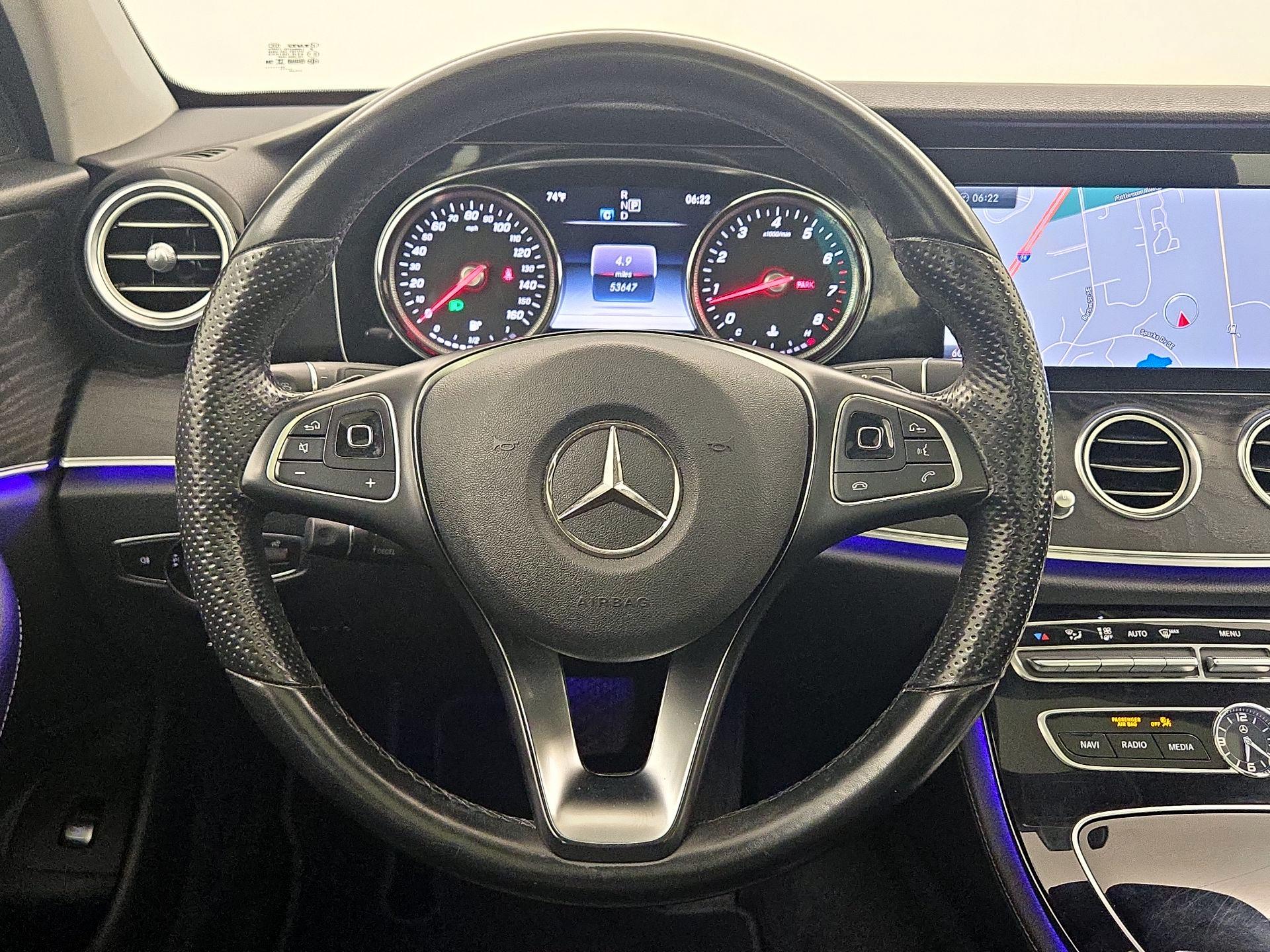 Thumbnail: 2017 Mercedes-Benz E-Class - 10