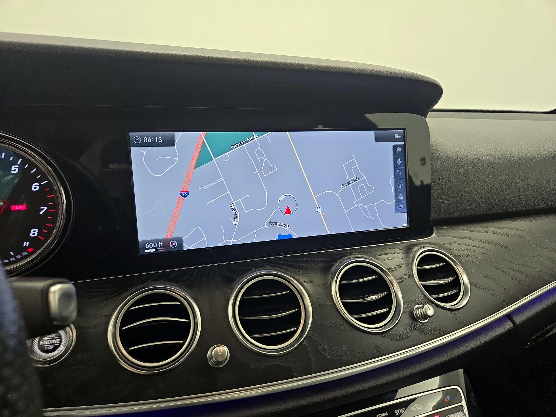 Thumbnail: 2017 Mercedes-Benz E-Class - 14