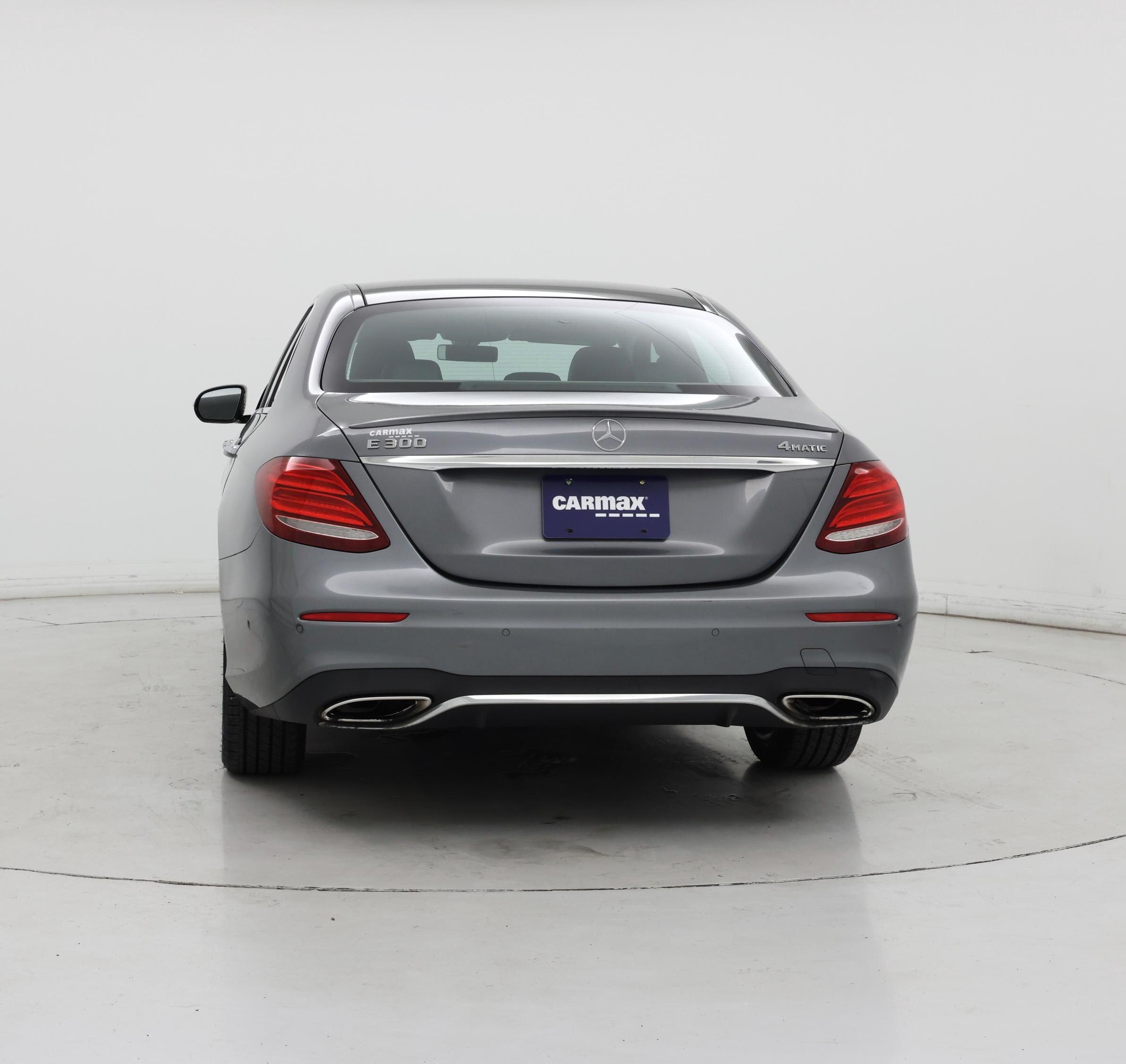 Thumbnail: 2017 Mercedes-Benz E-Class - 6