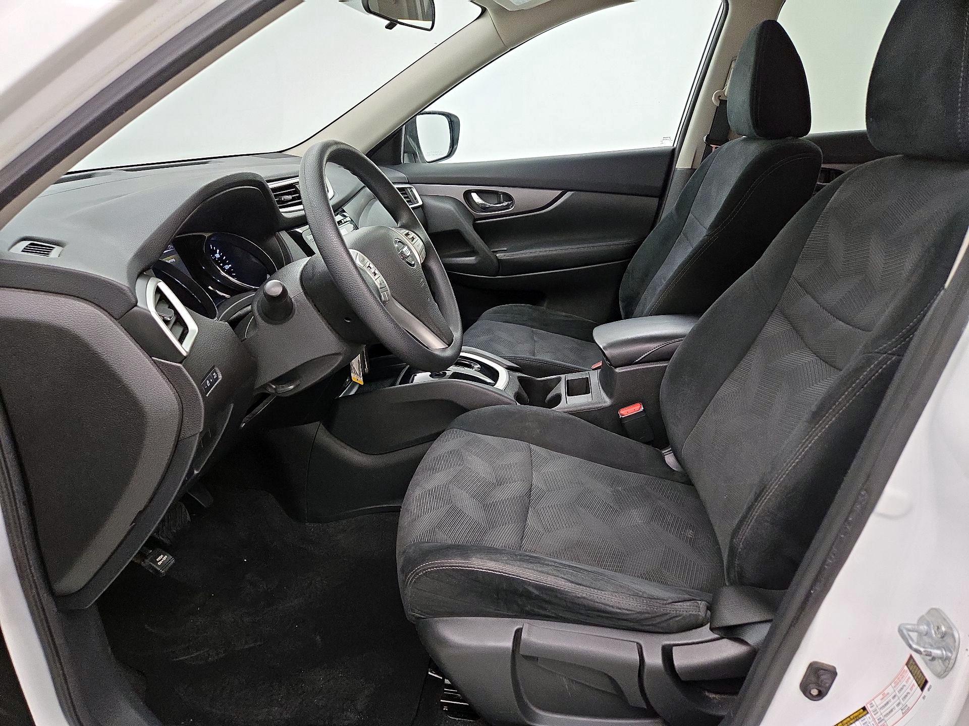 Thumbnail: 2016 Nissan Rogue - 11