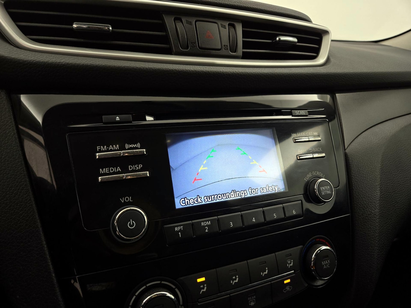 2016 Nissan Rogue S - Photo 15