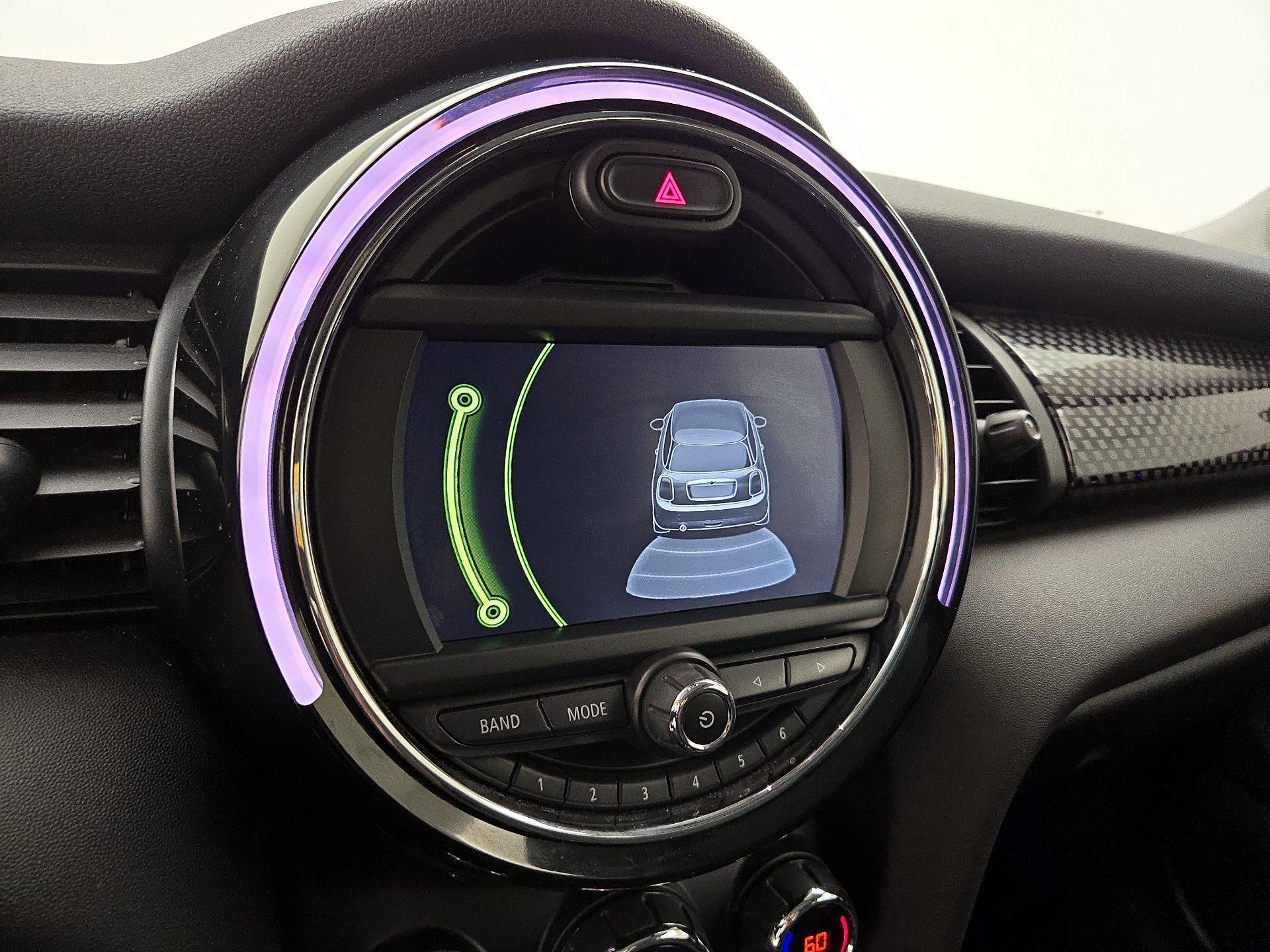 Thumbnail: 2017 MINI Cooper Hardtop - 14