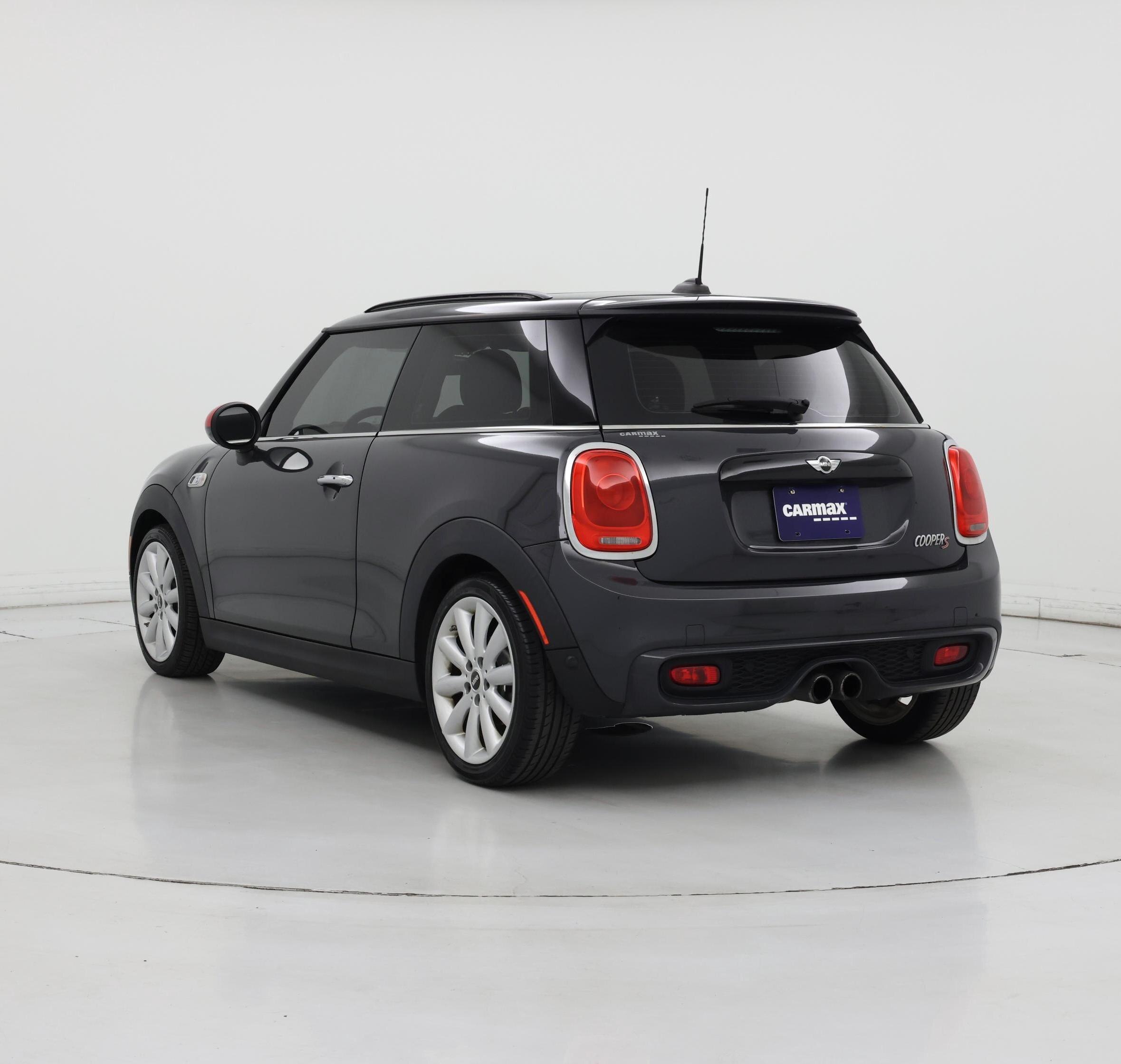 Thumbnail: 2017 MINI Cooper Hardtop - 2