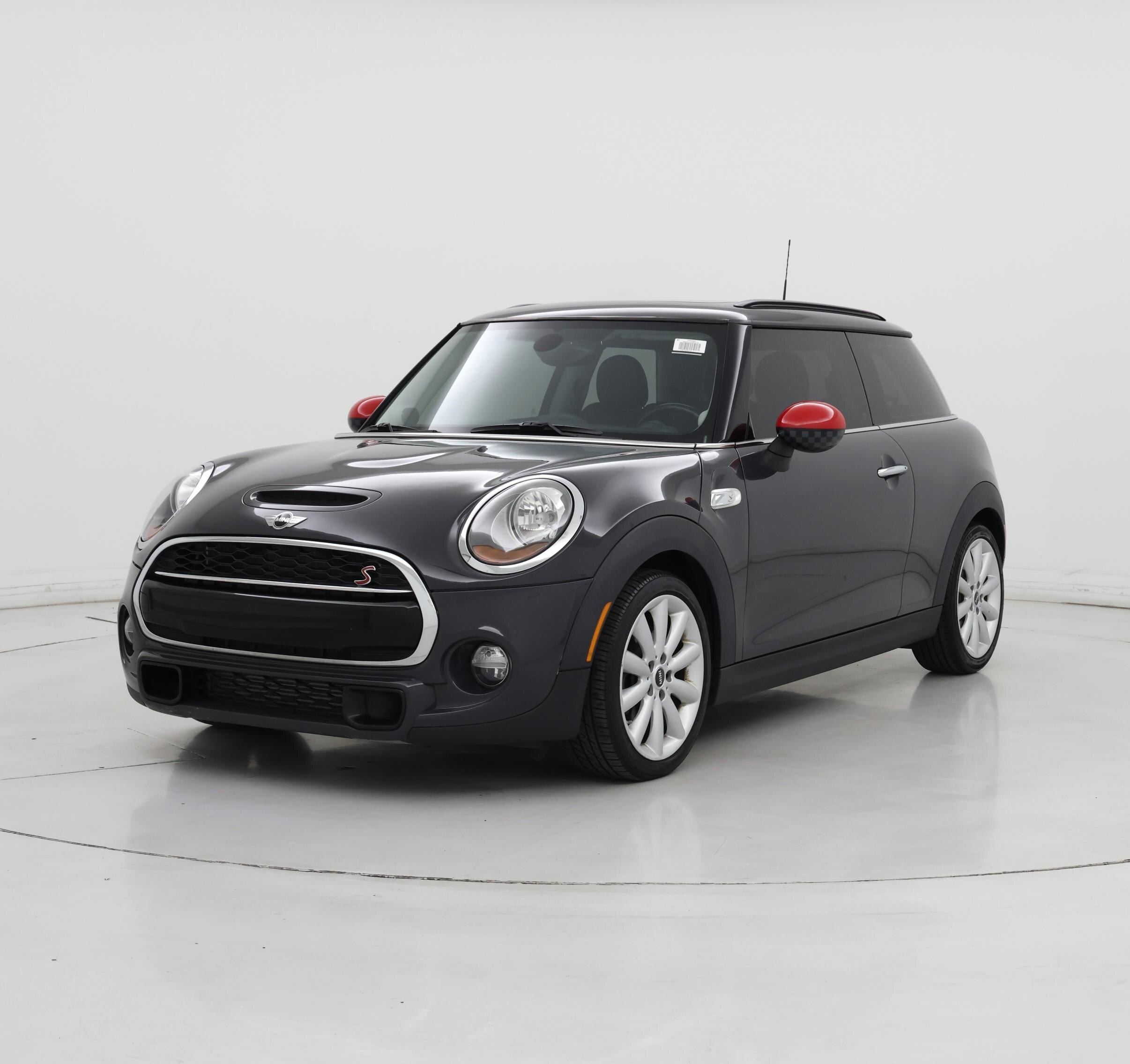 Thumbnail: 2017 MINI Cooper Hardtop - 4