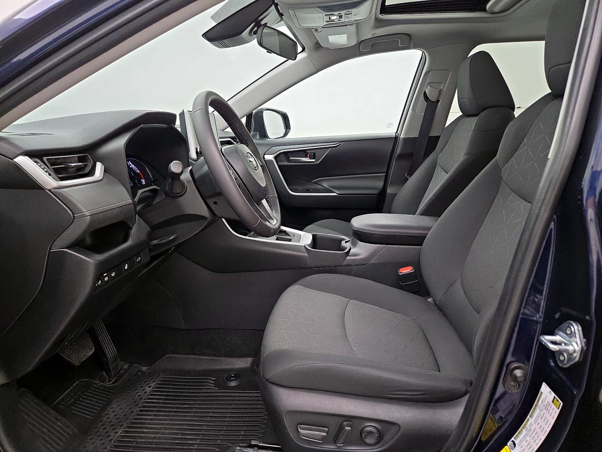 Thumbnail: 2023 Toyota RAV4 - 11