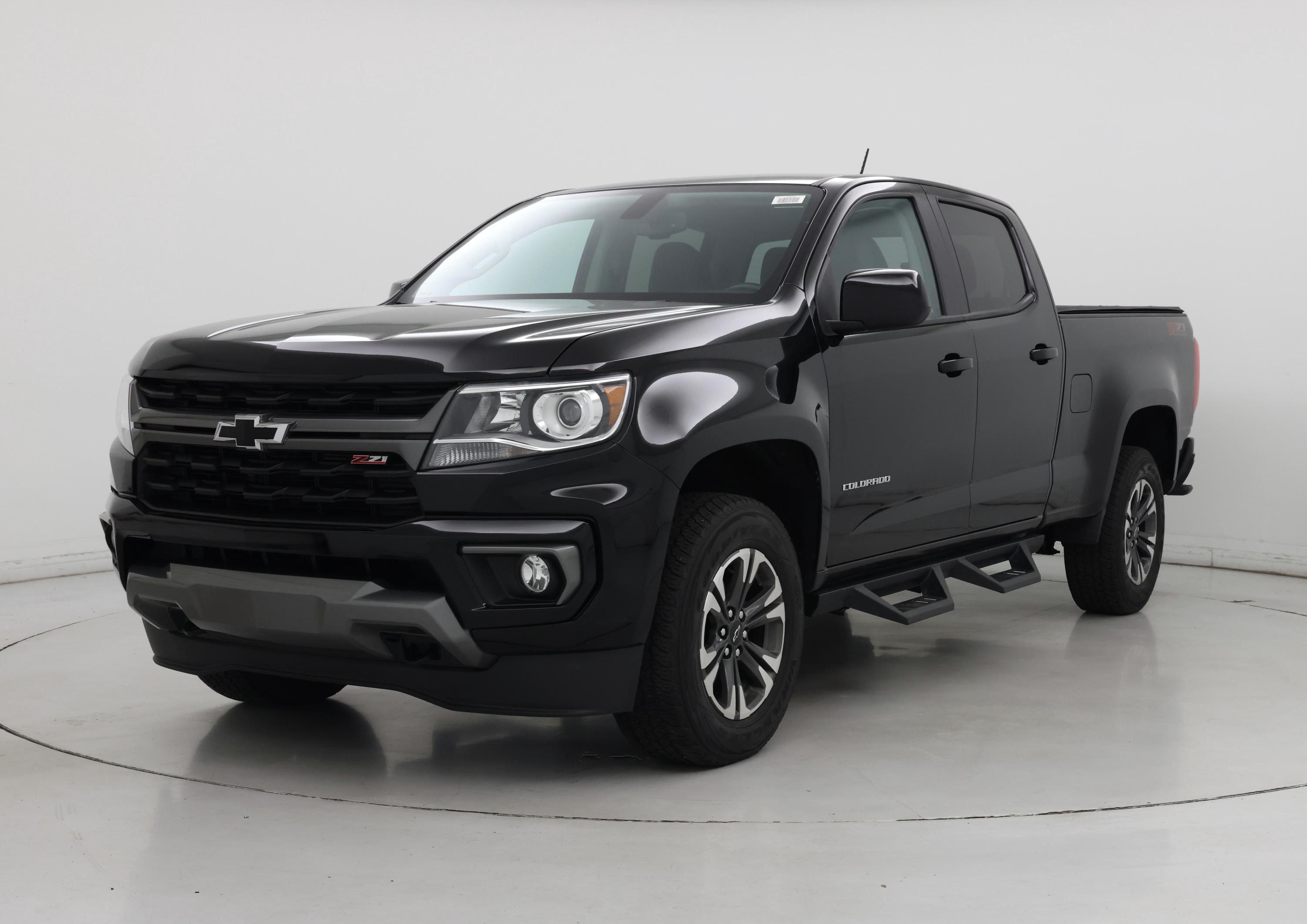Thumbnail: 2022 Chevrolet Colorado - 4