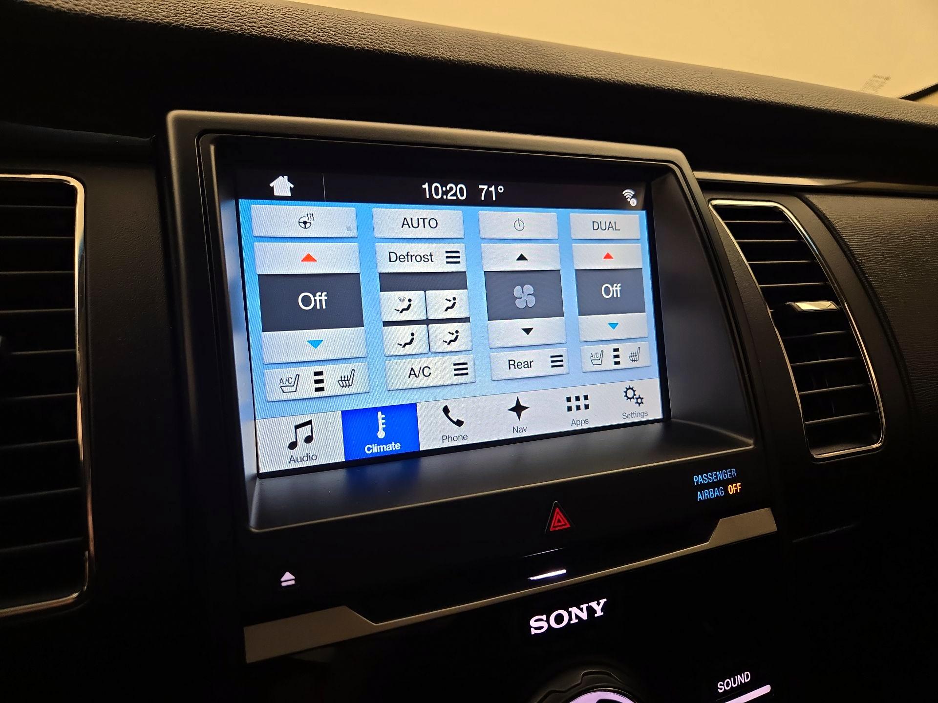 Thumbnail: 2018 Ford Flex - 17