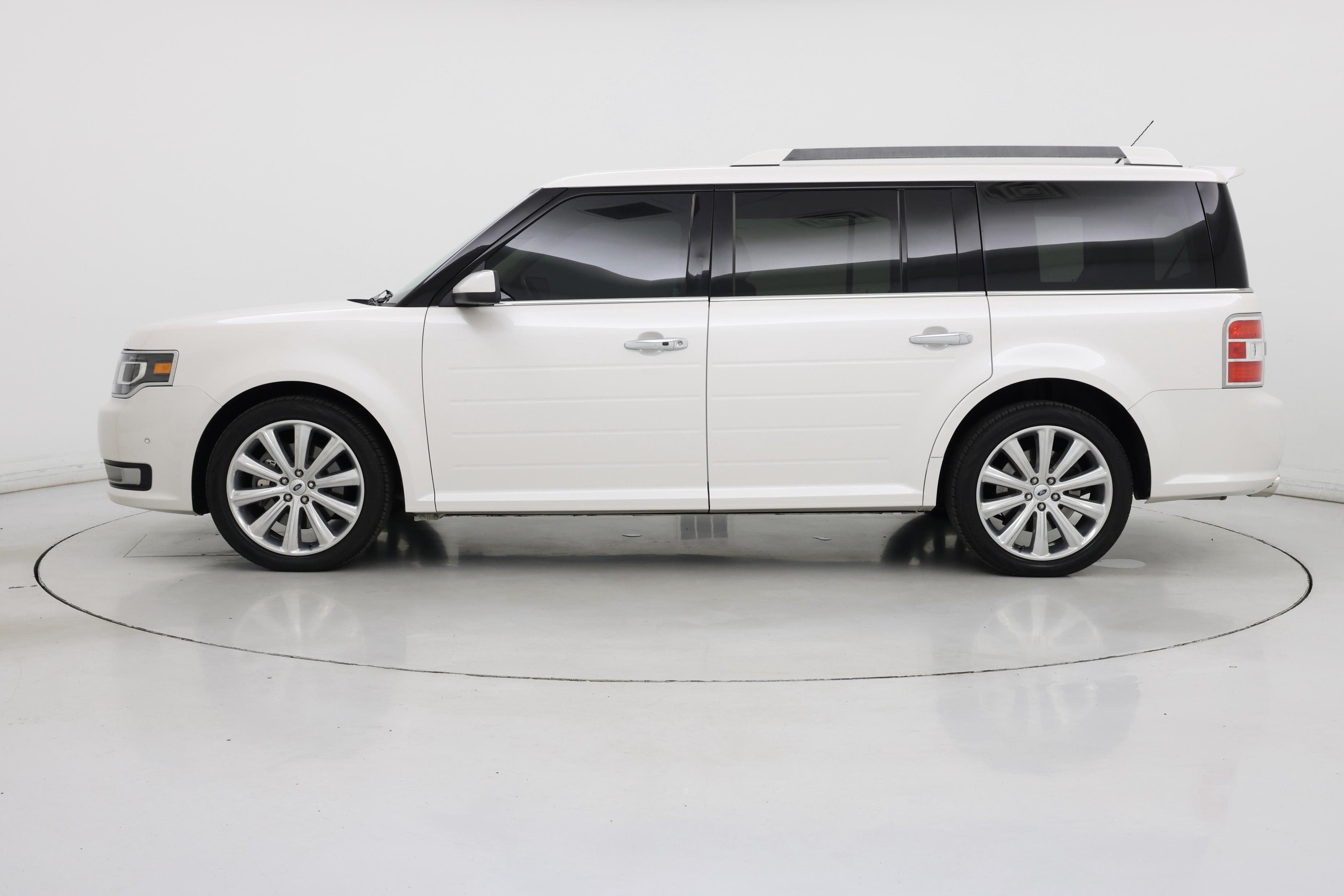 Thumbnail: 2018 Ford Flex - 3