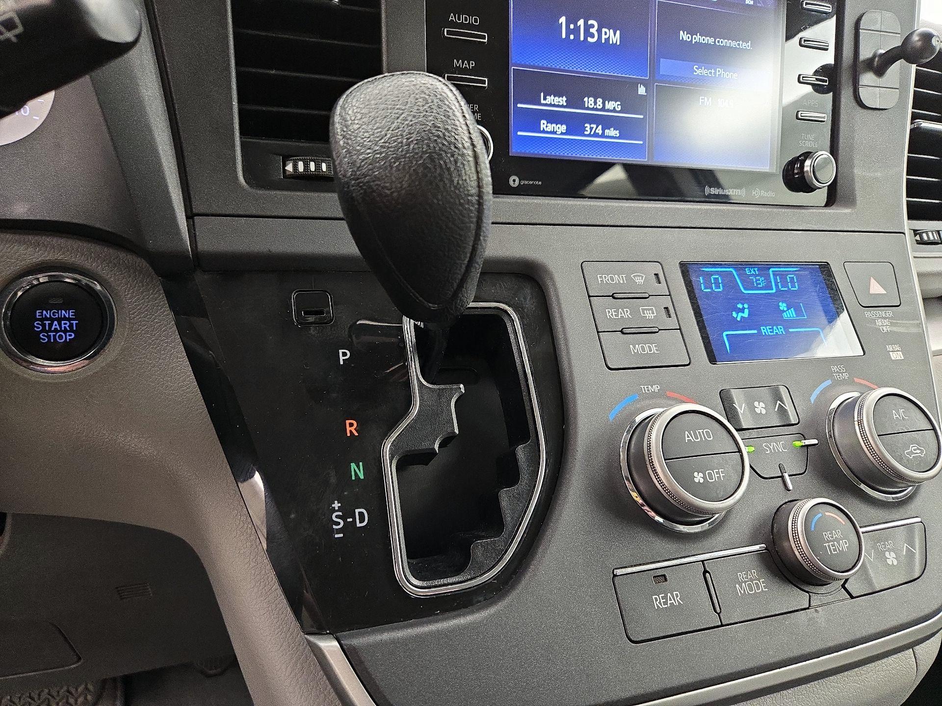 Thumbnail: 2020 Toyota Sienna - 17