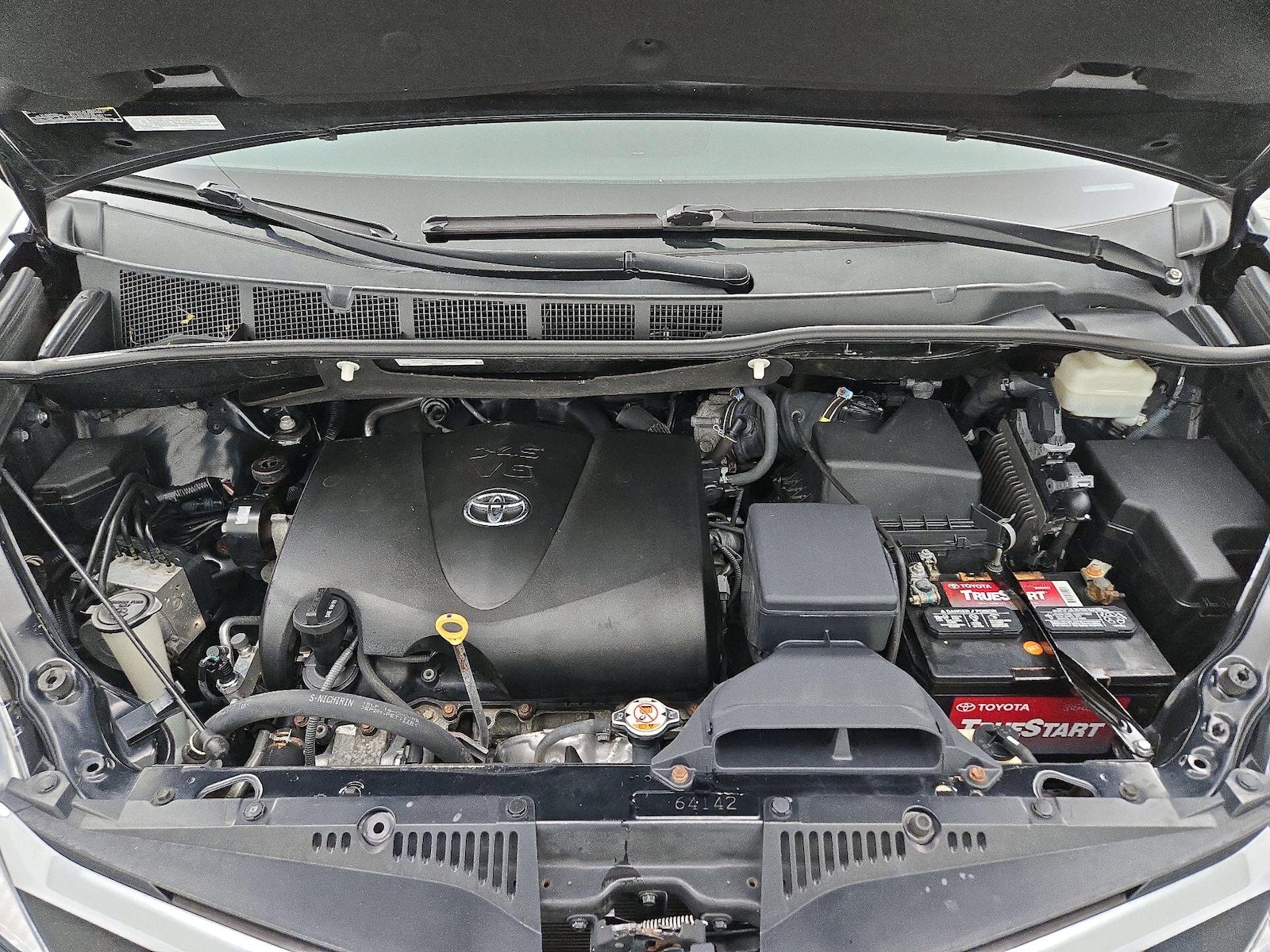 2020 Toyota Sienna LE - Photo 24