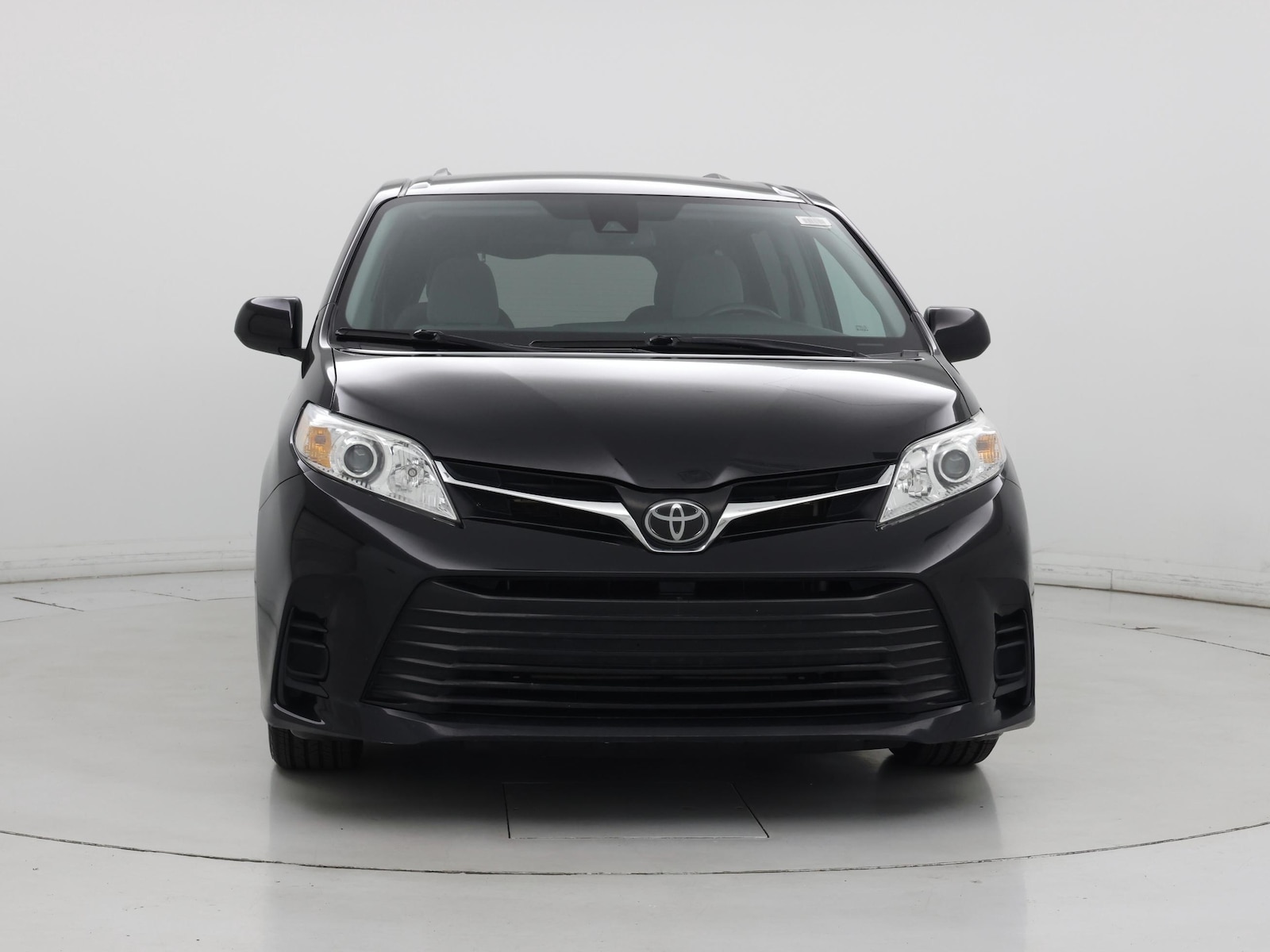 2020 Toyota Sienna LE - Photo 6
