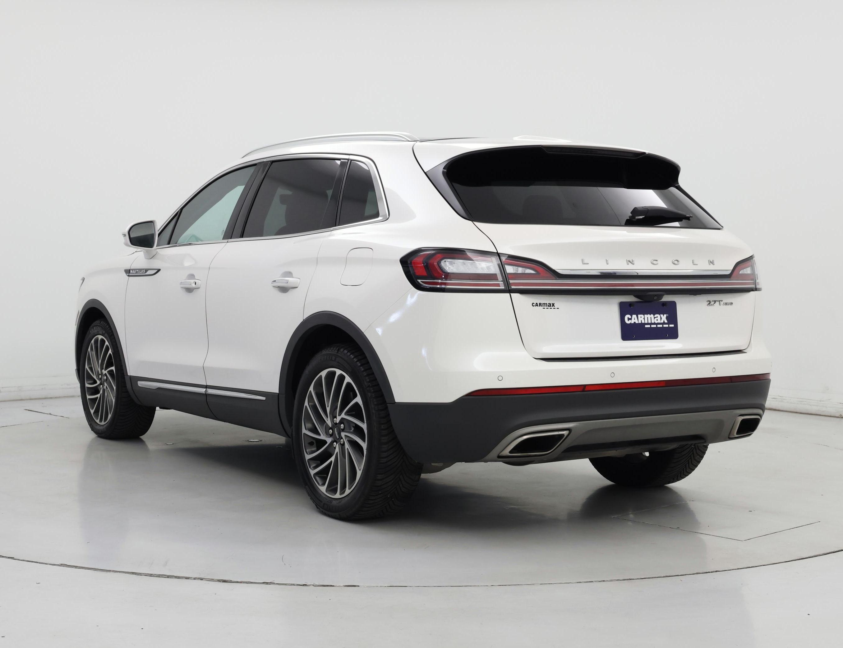 Thumbnail: 2019 Lincoln Nautilus - 2