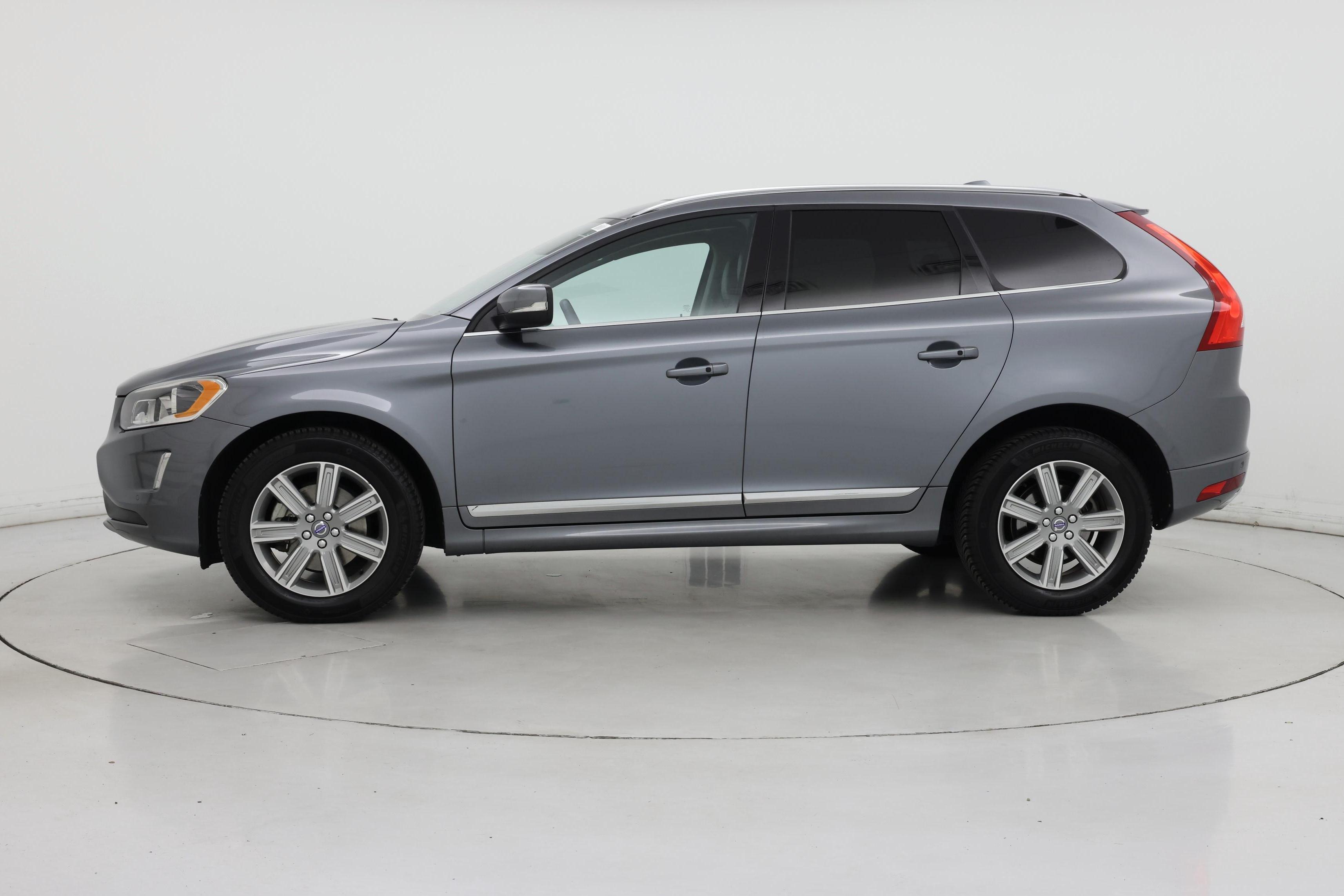 Thumbnail: 2016 Volvo XC60 - 3