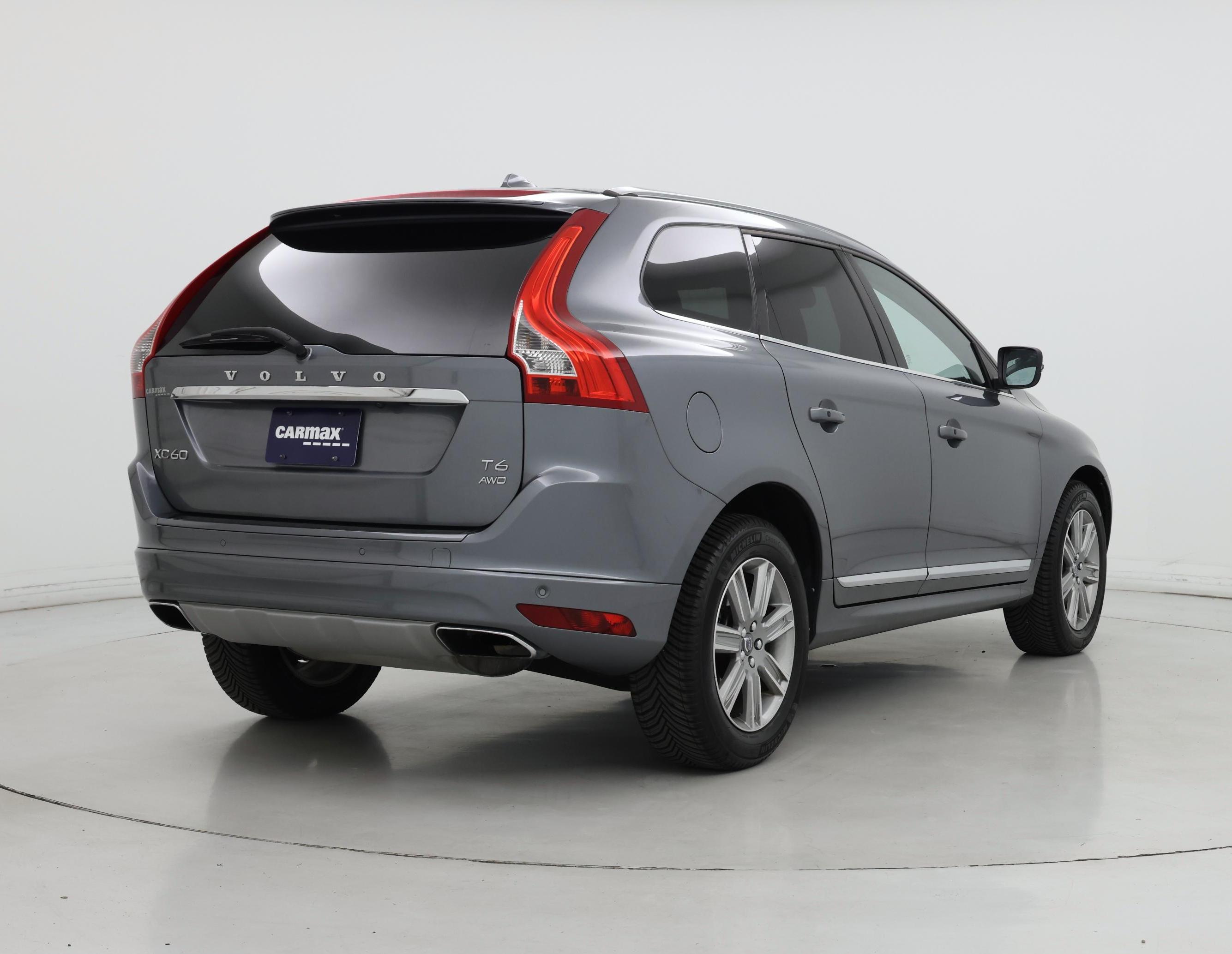 Thumbnail: 2016 Volvo XC60 - 8