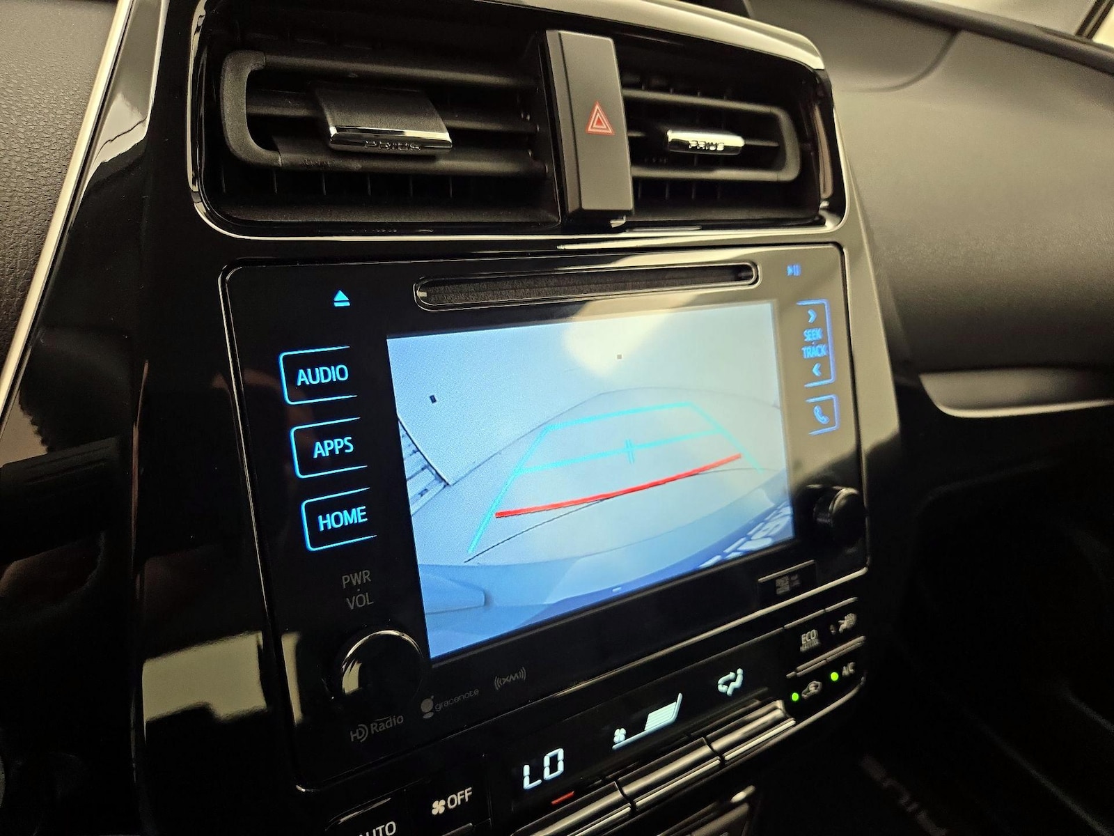2017 Toyota Prius Four - Photo 16