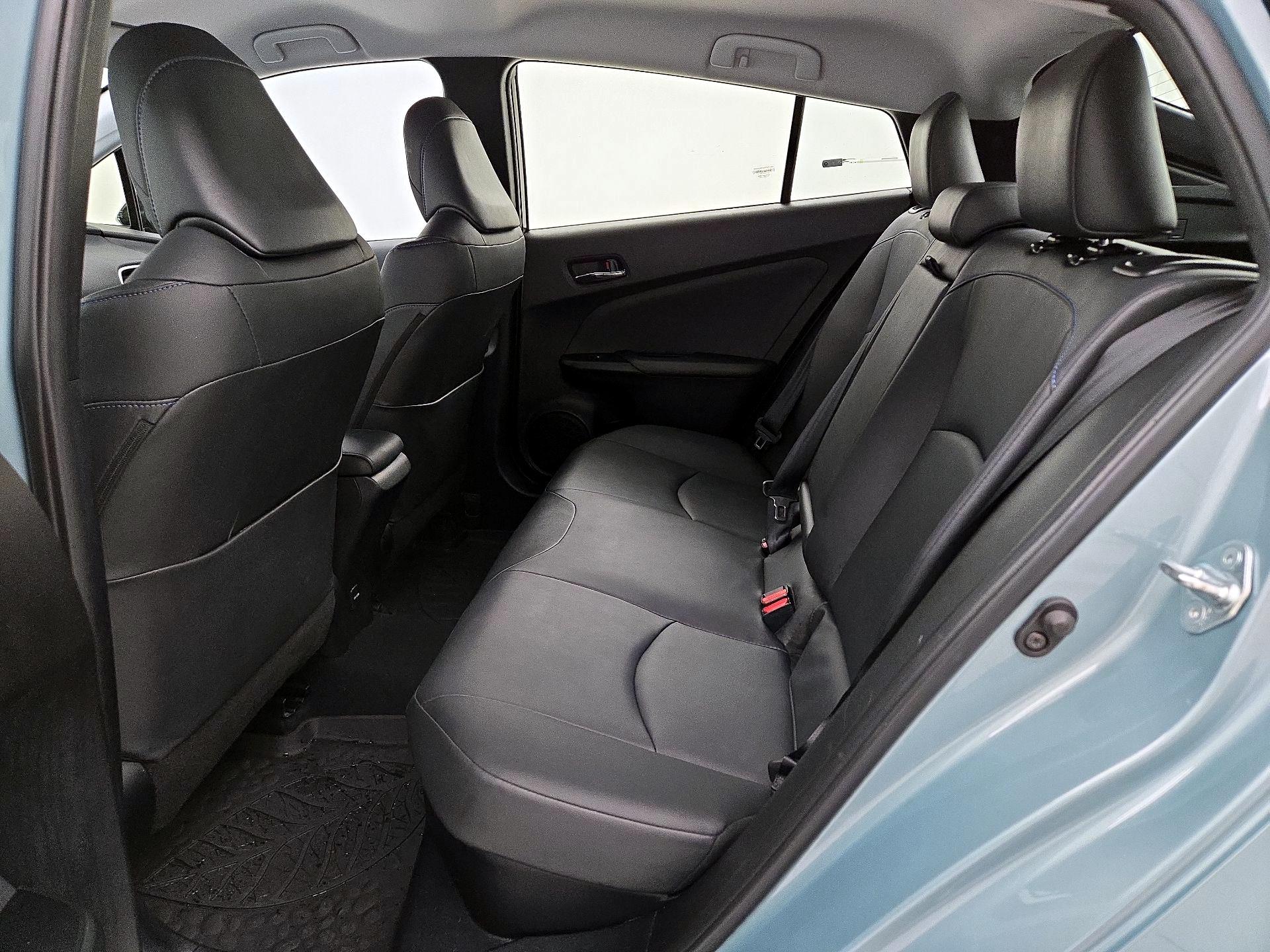 Thumbnail: 2017 Toyota Prius - 20