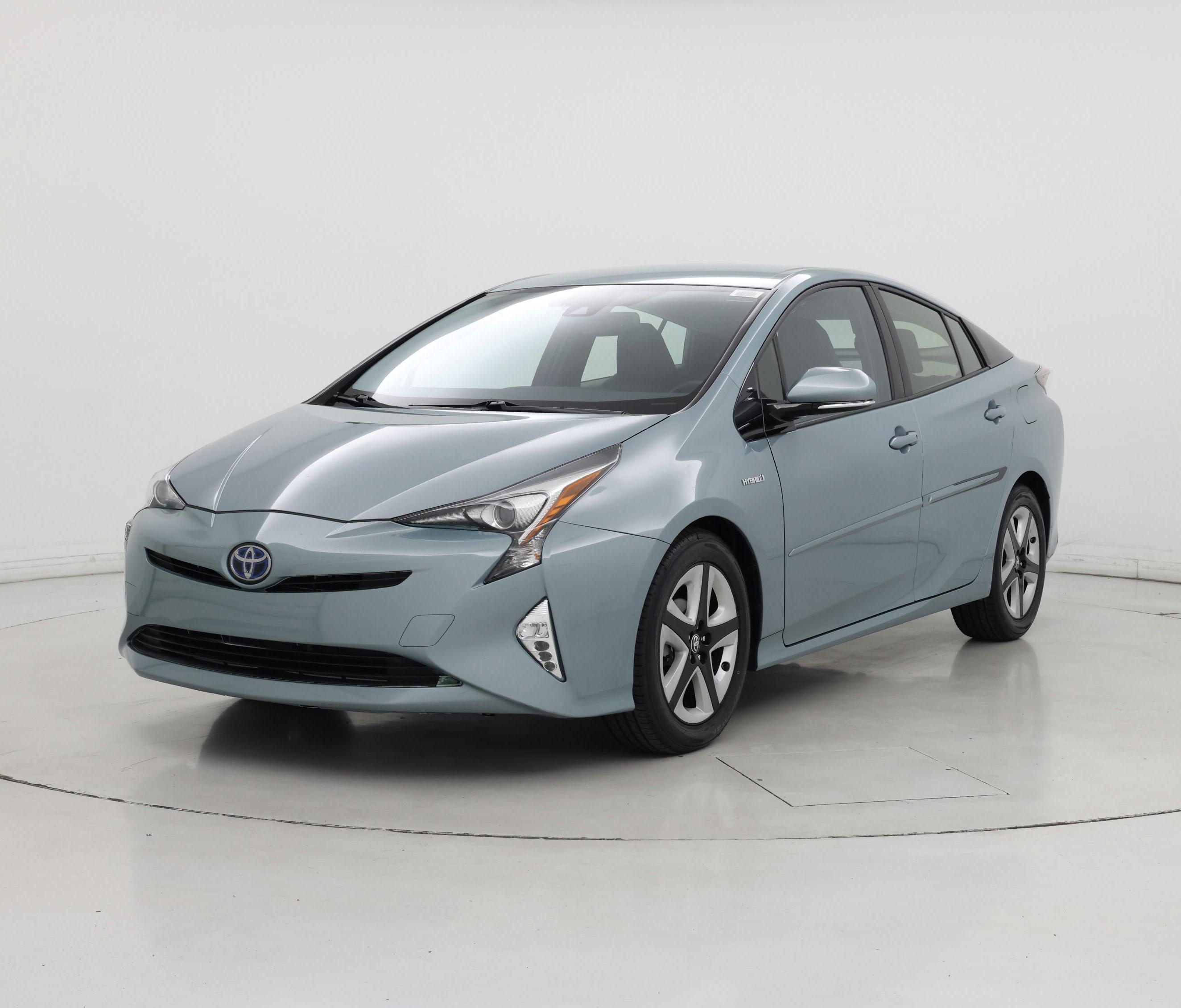 Thumbnail: 2017 Toyota Prius - 4