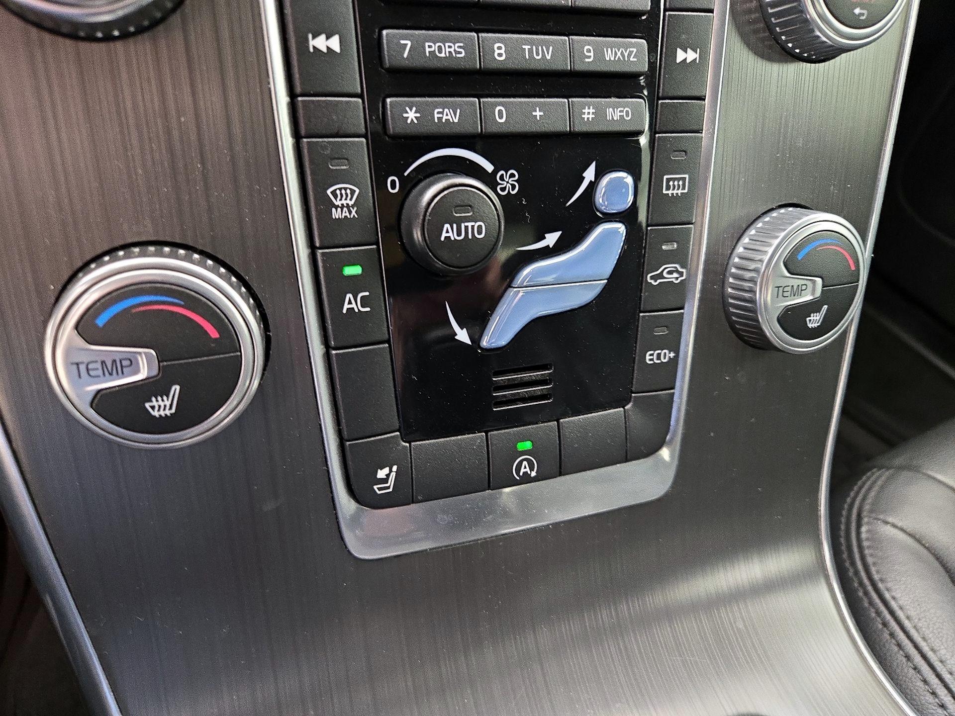 Thumbnail: 2016 Volvo S60 - 16